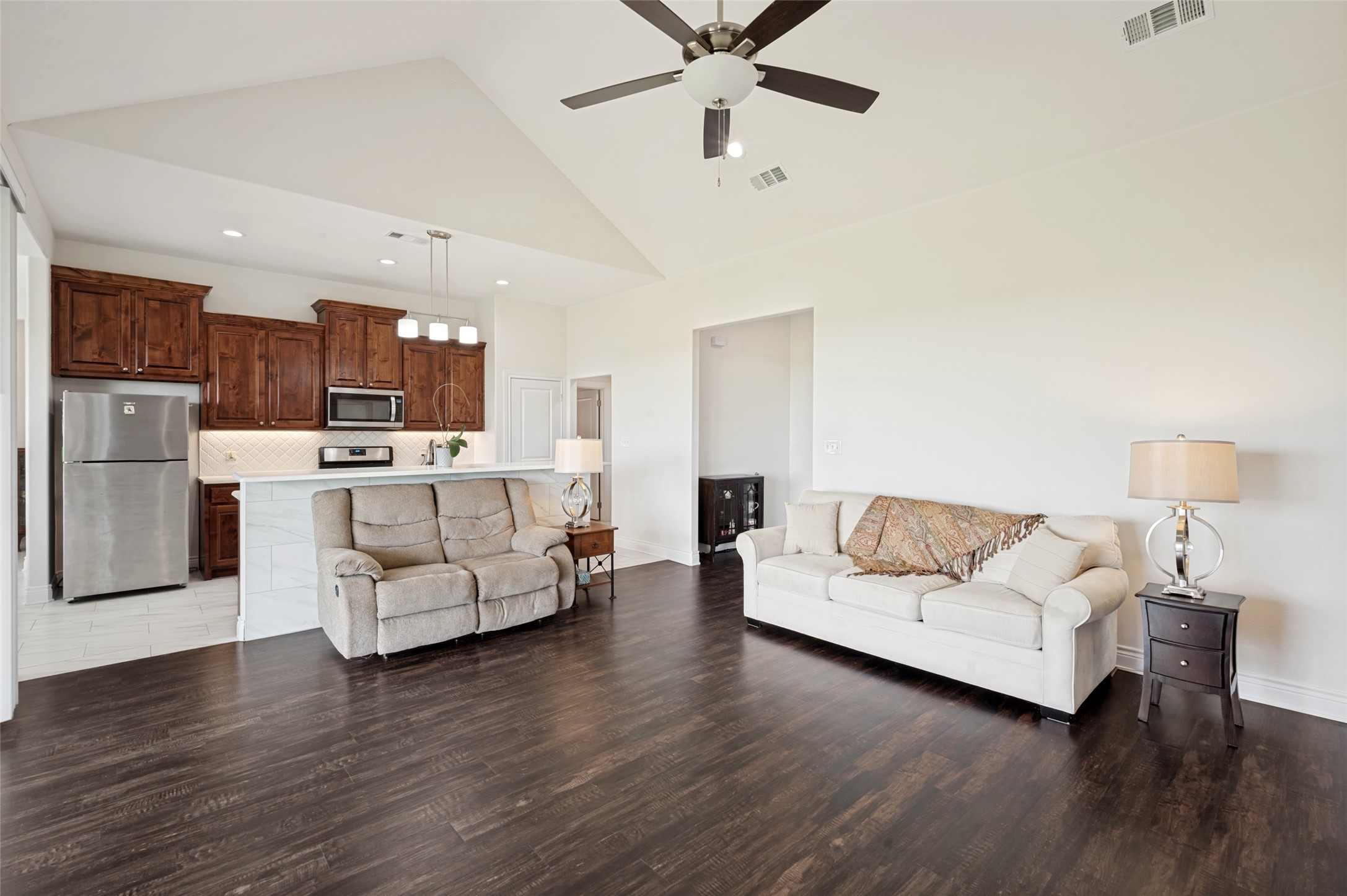 360 Private Road 4000