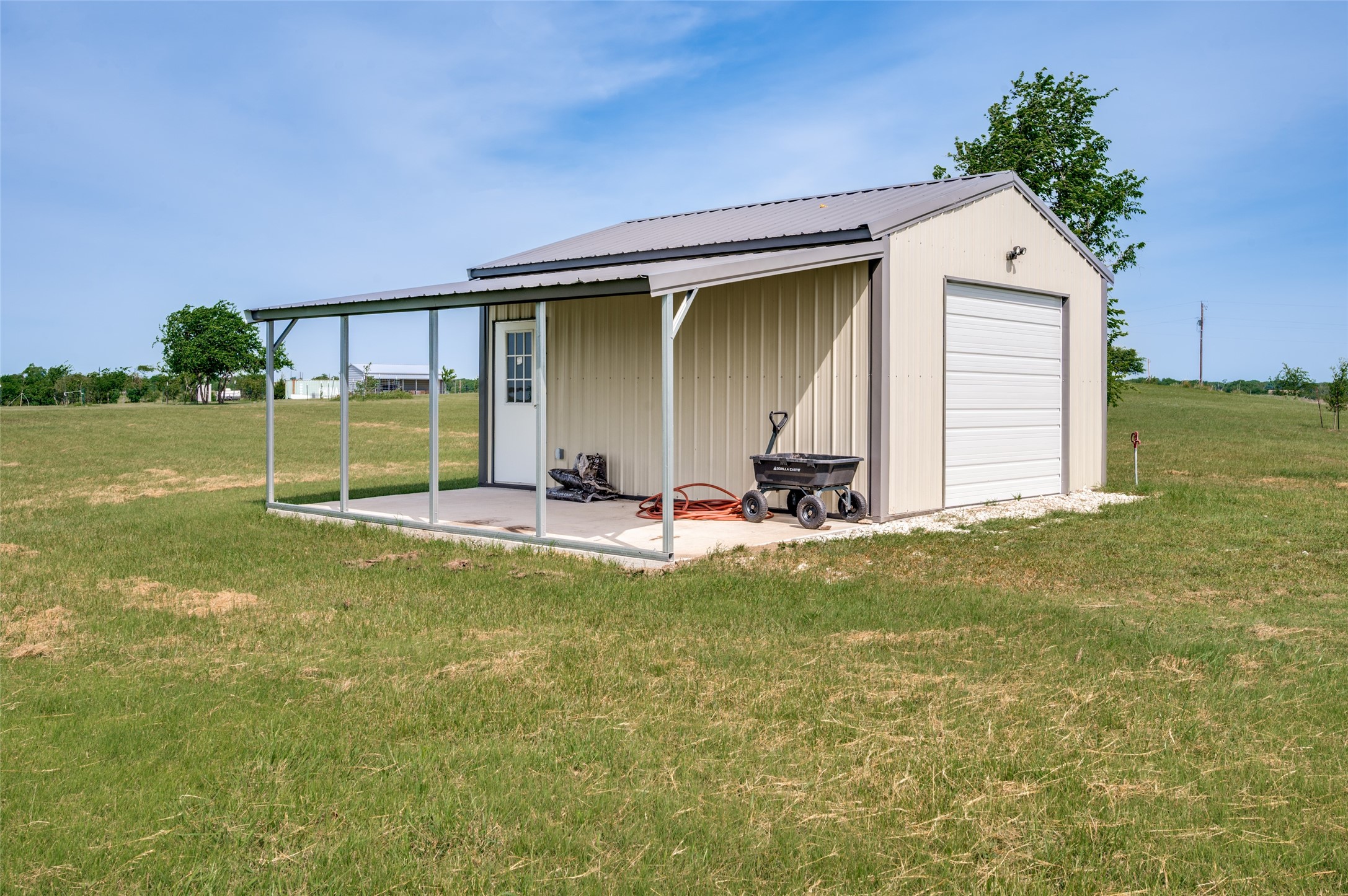 360 Private Road 4000