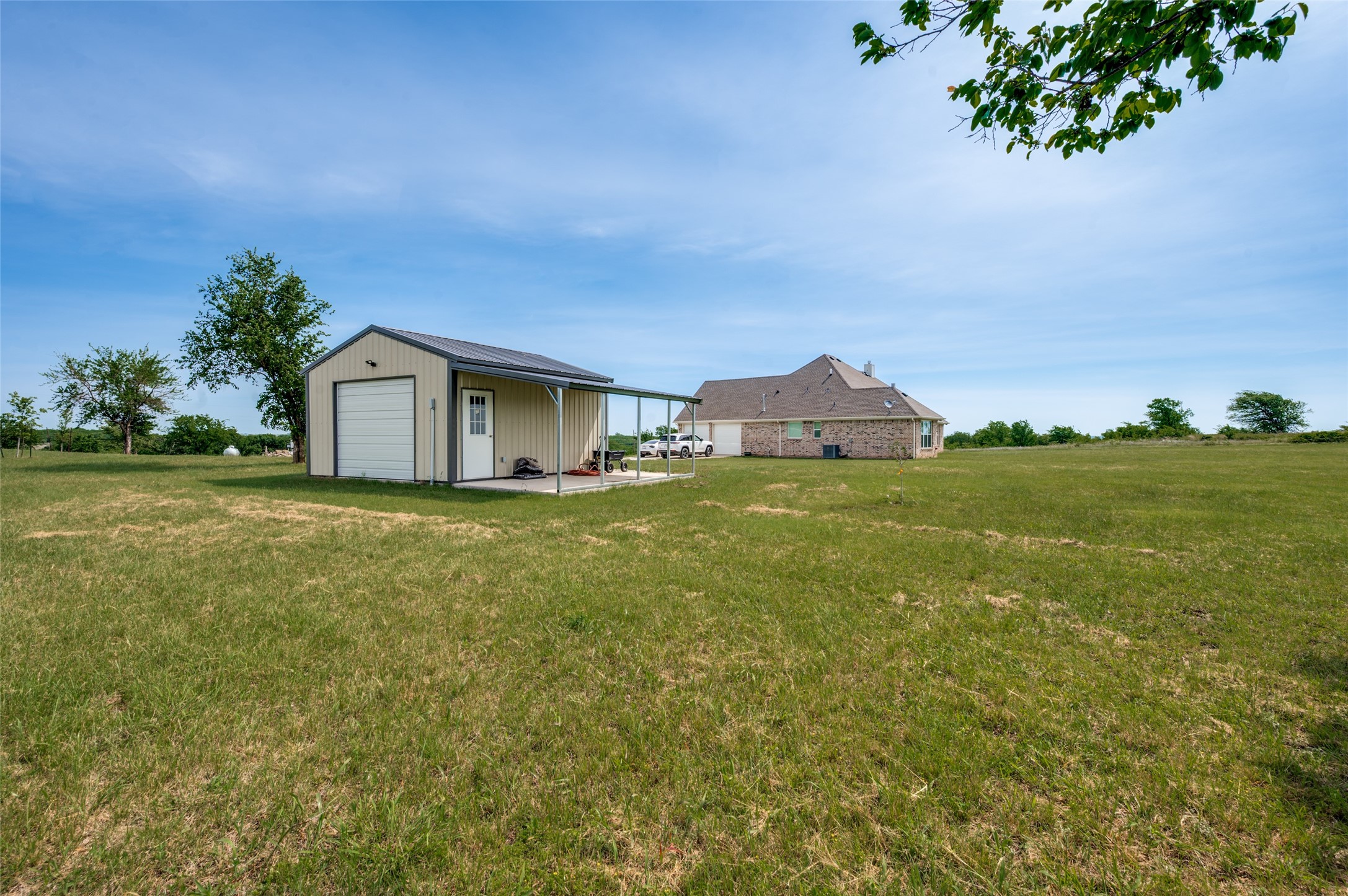 360 Private Road 4000