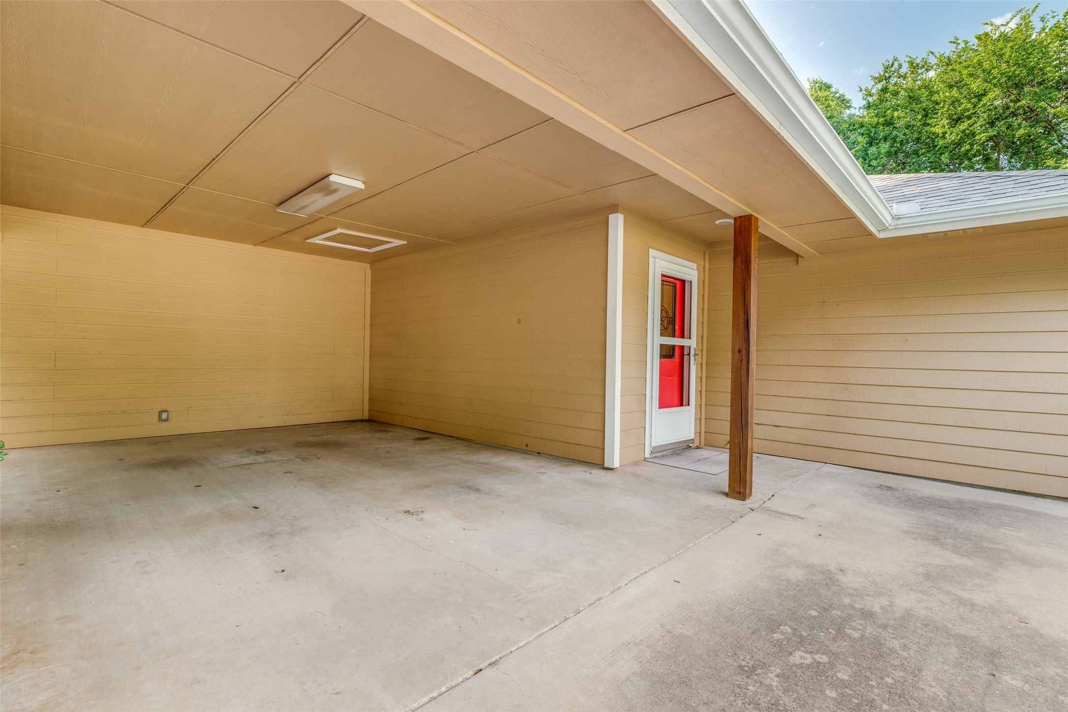 105 Pecan Street