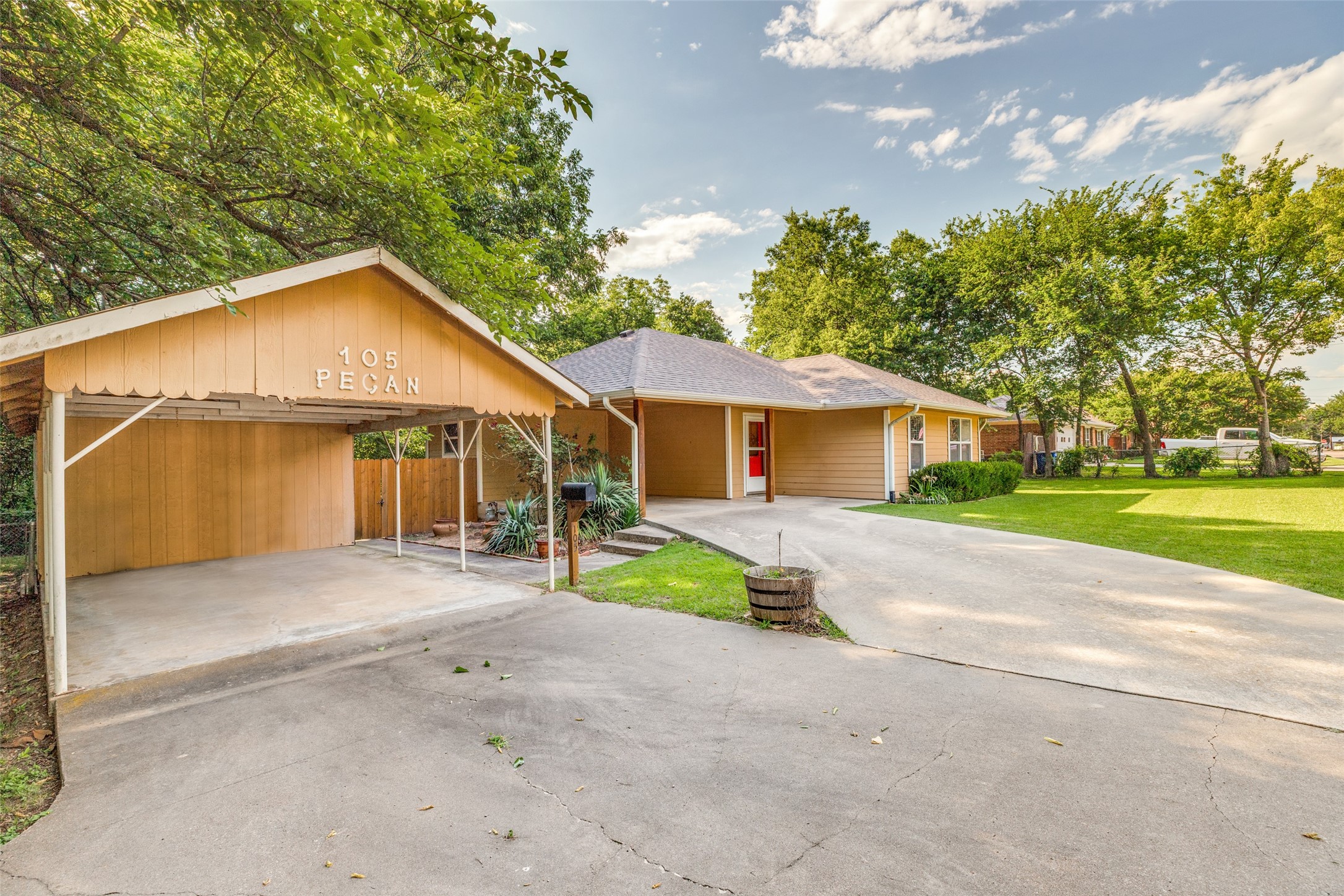 105 Pecan Street