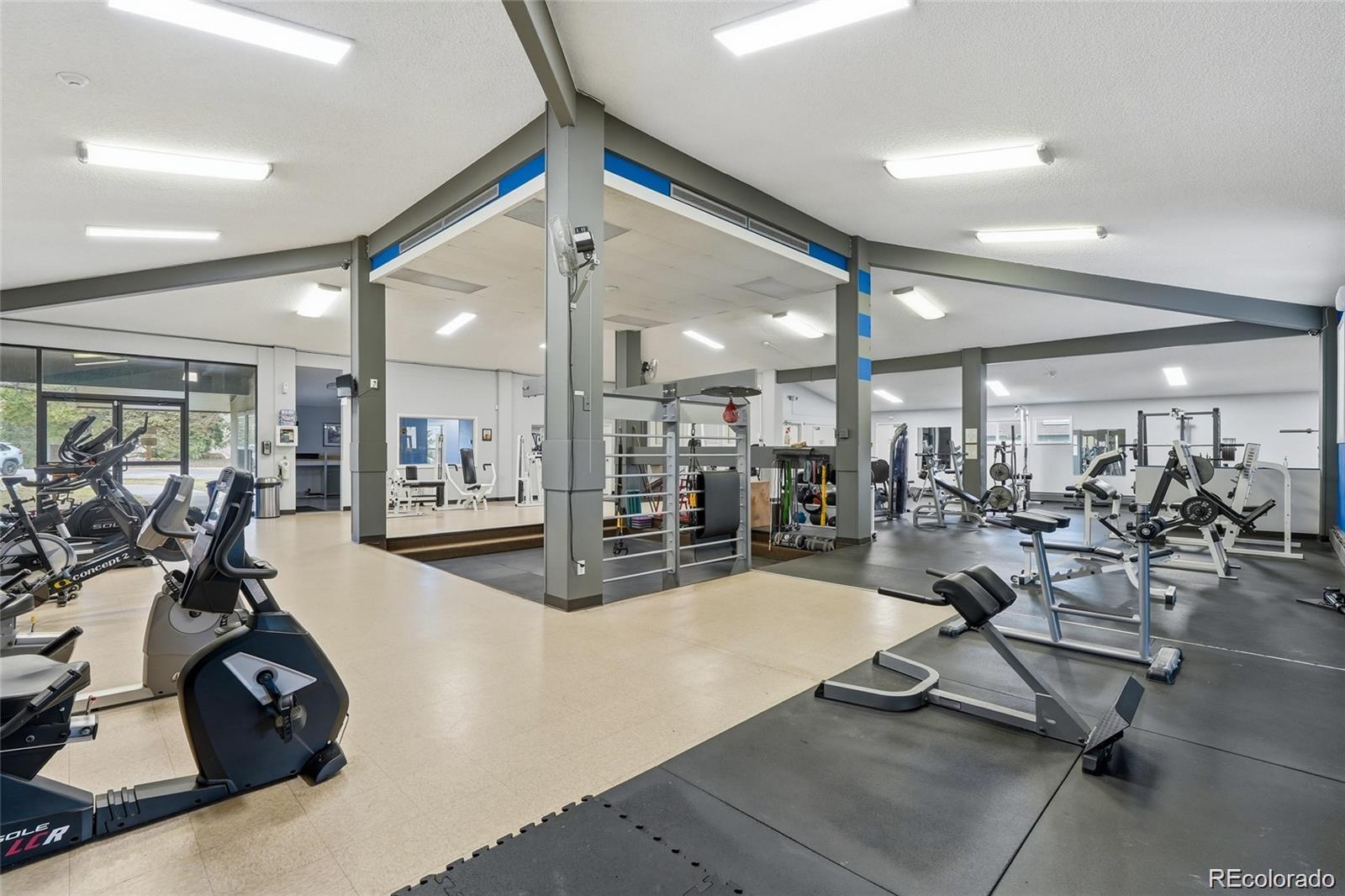 1150 Golden Circle Unit: 108