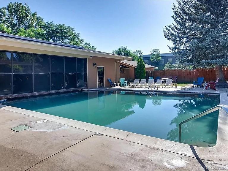 1150 Golden Circle Unit: 108