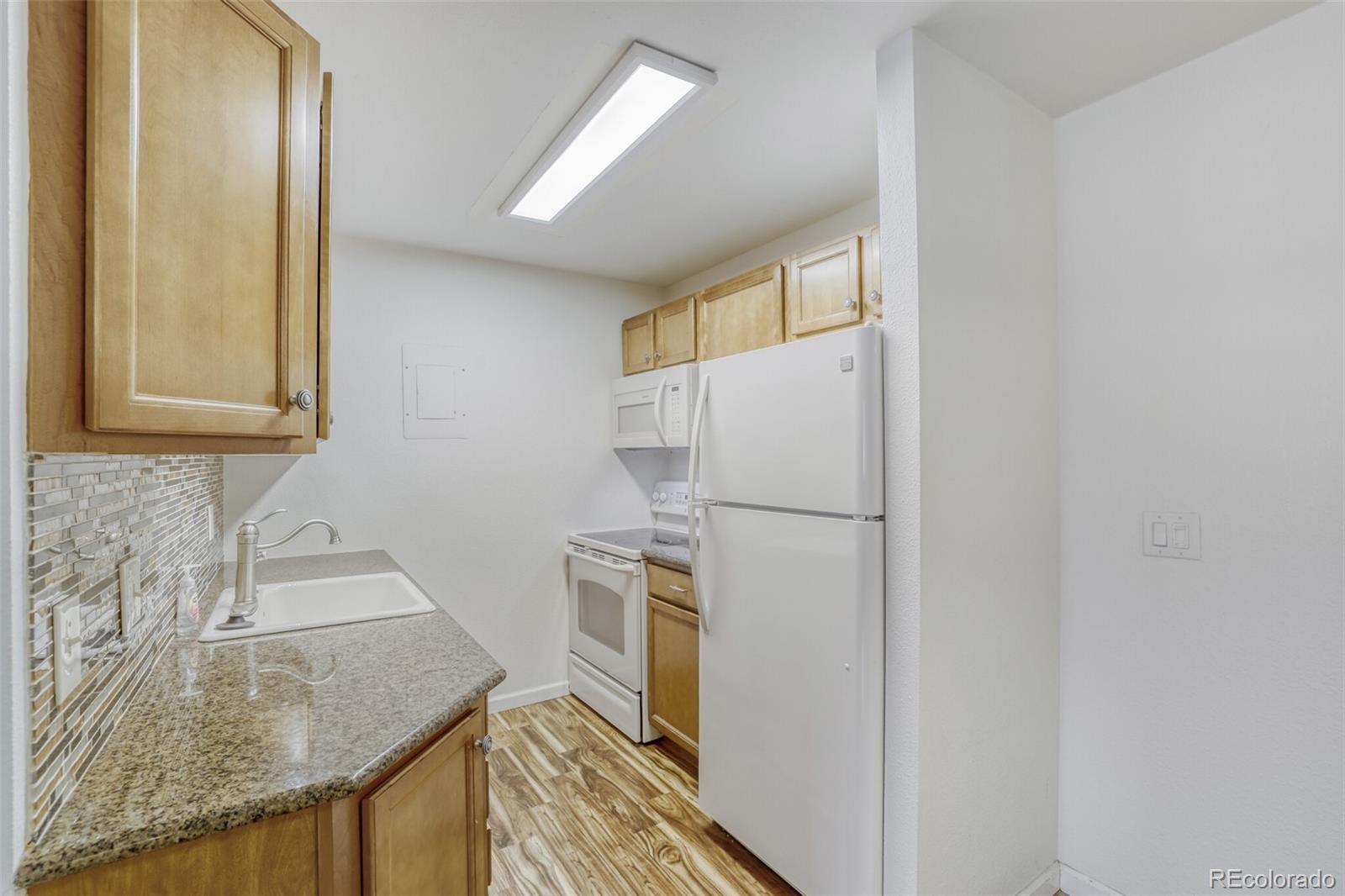 1150 Golden Circle Unit: 108