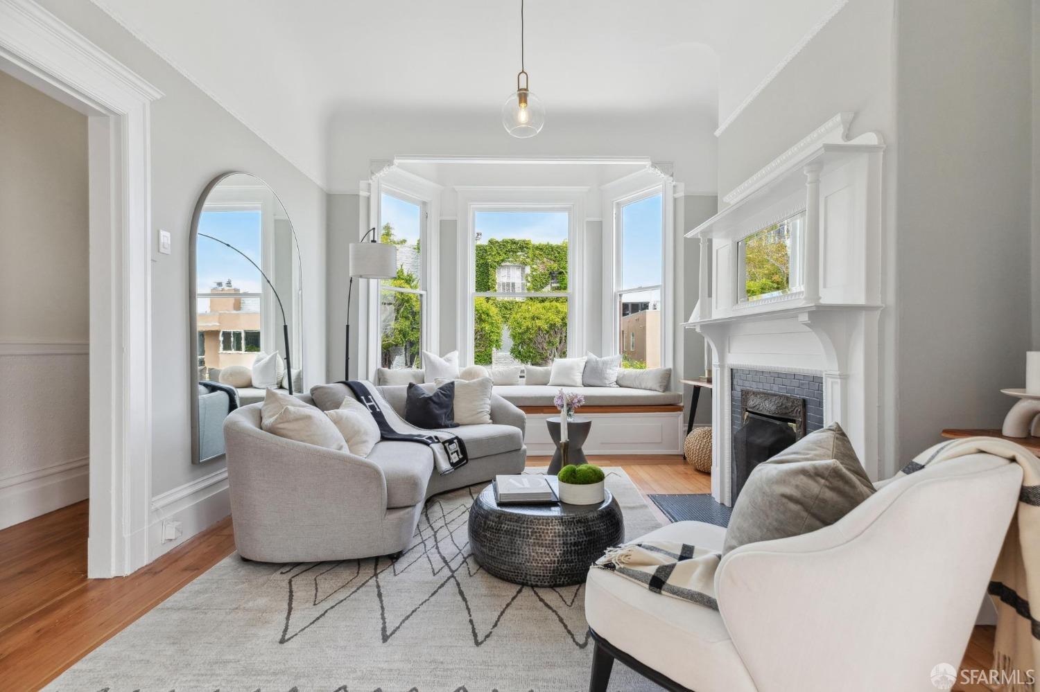 769 Francisco Street