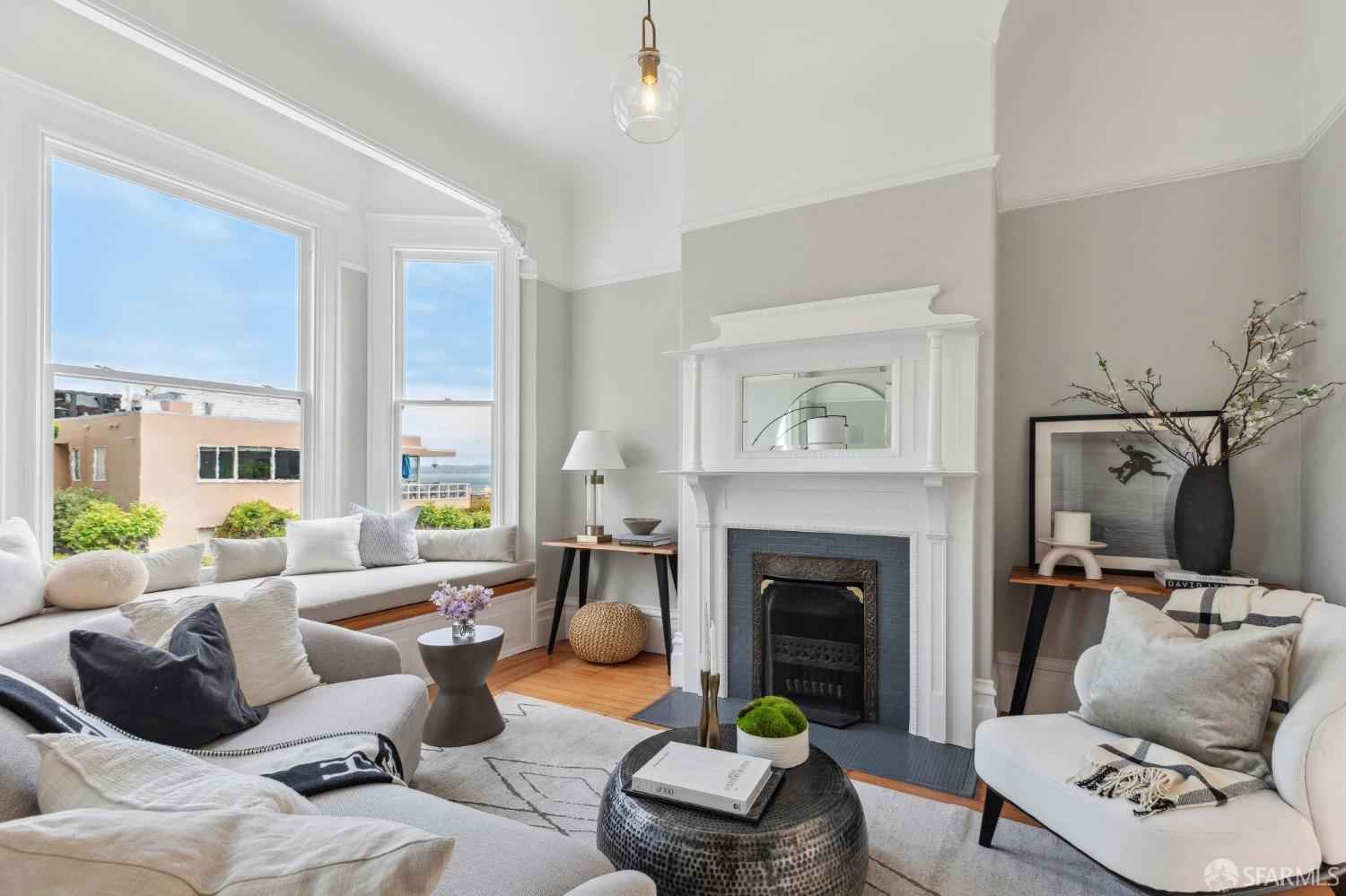 769 Francisco Street