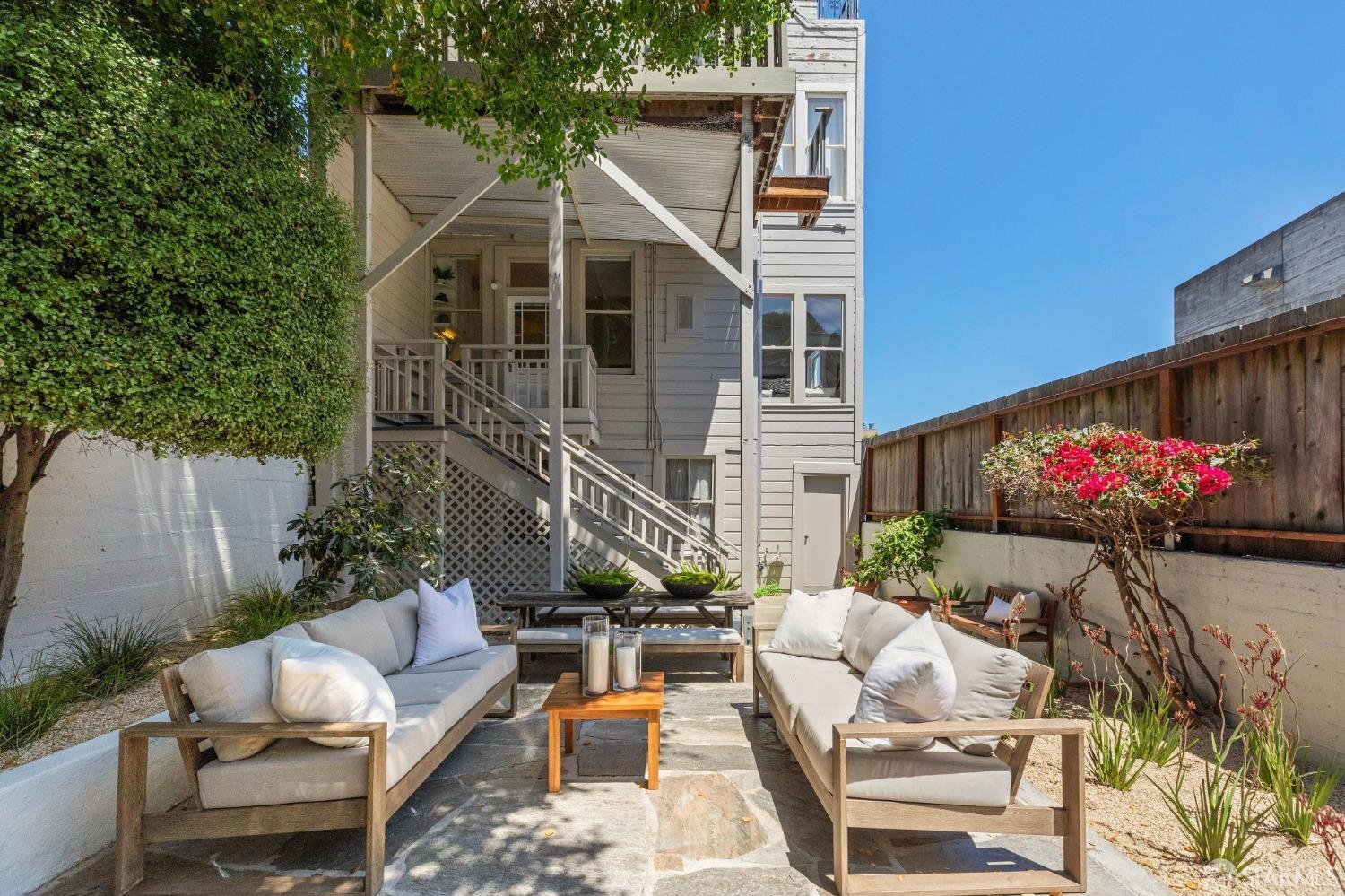 769 Francisco Street