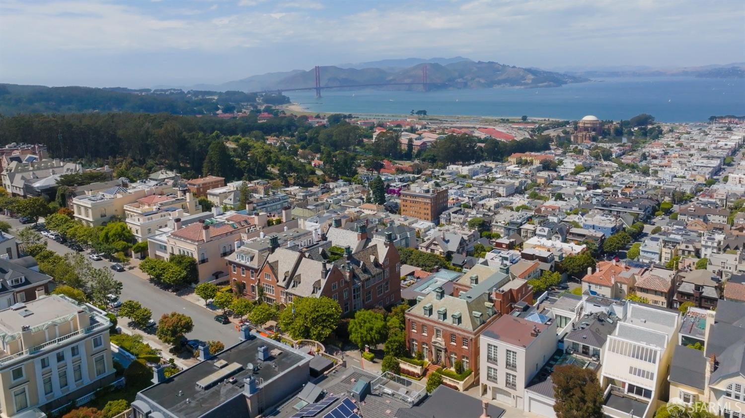 2898 Broadway Street