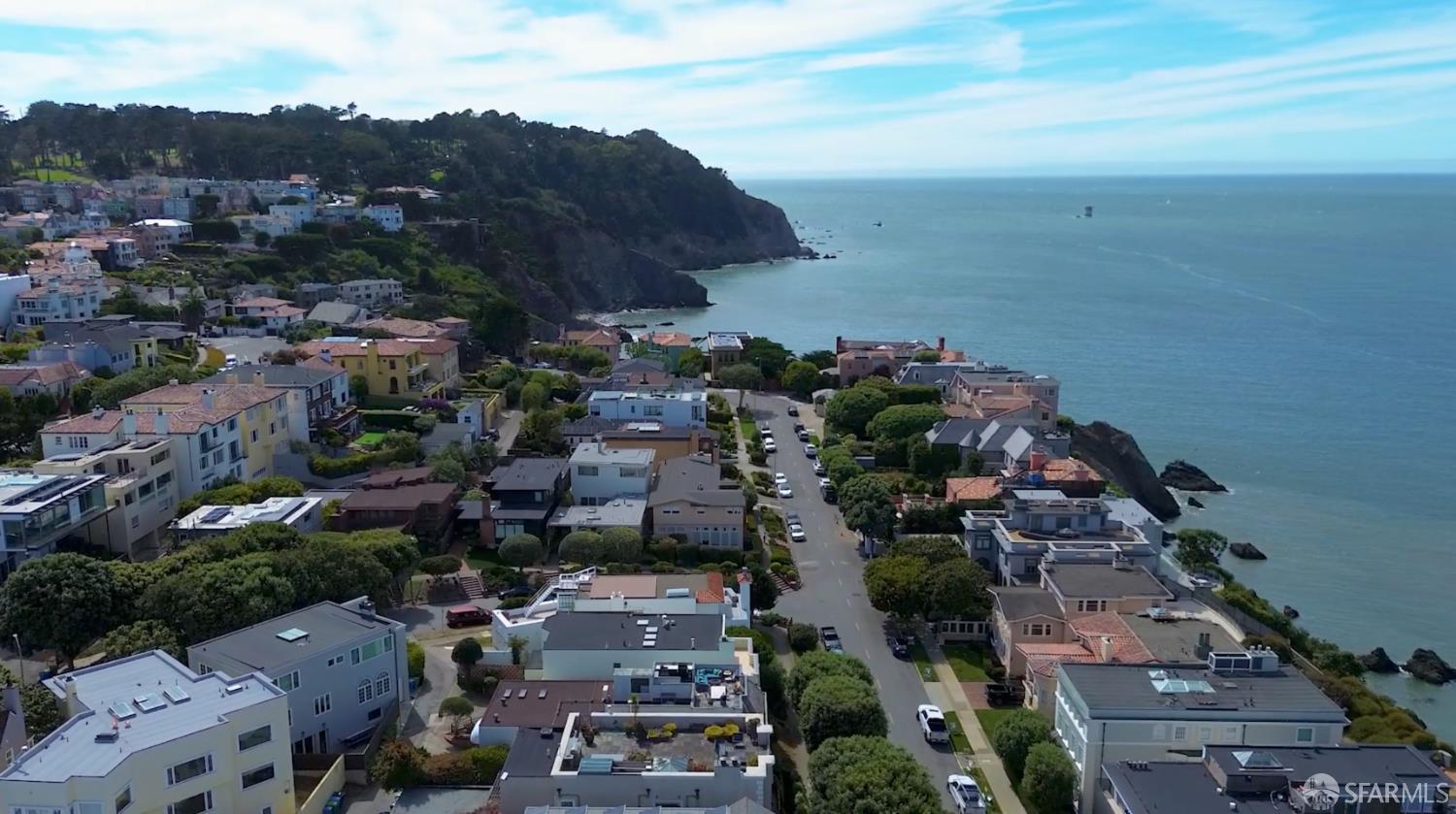 201 Sea Cliff Avenue