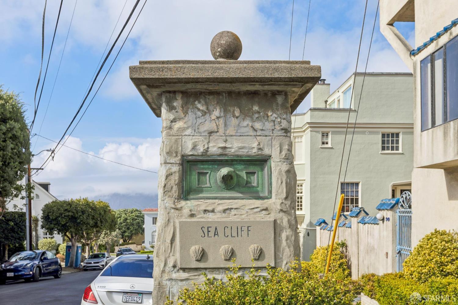 201 Sea Cliff Avenue
