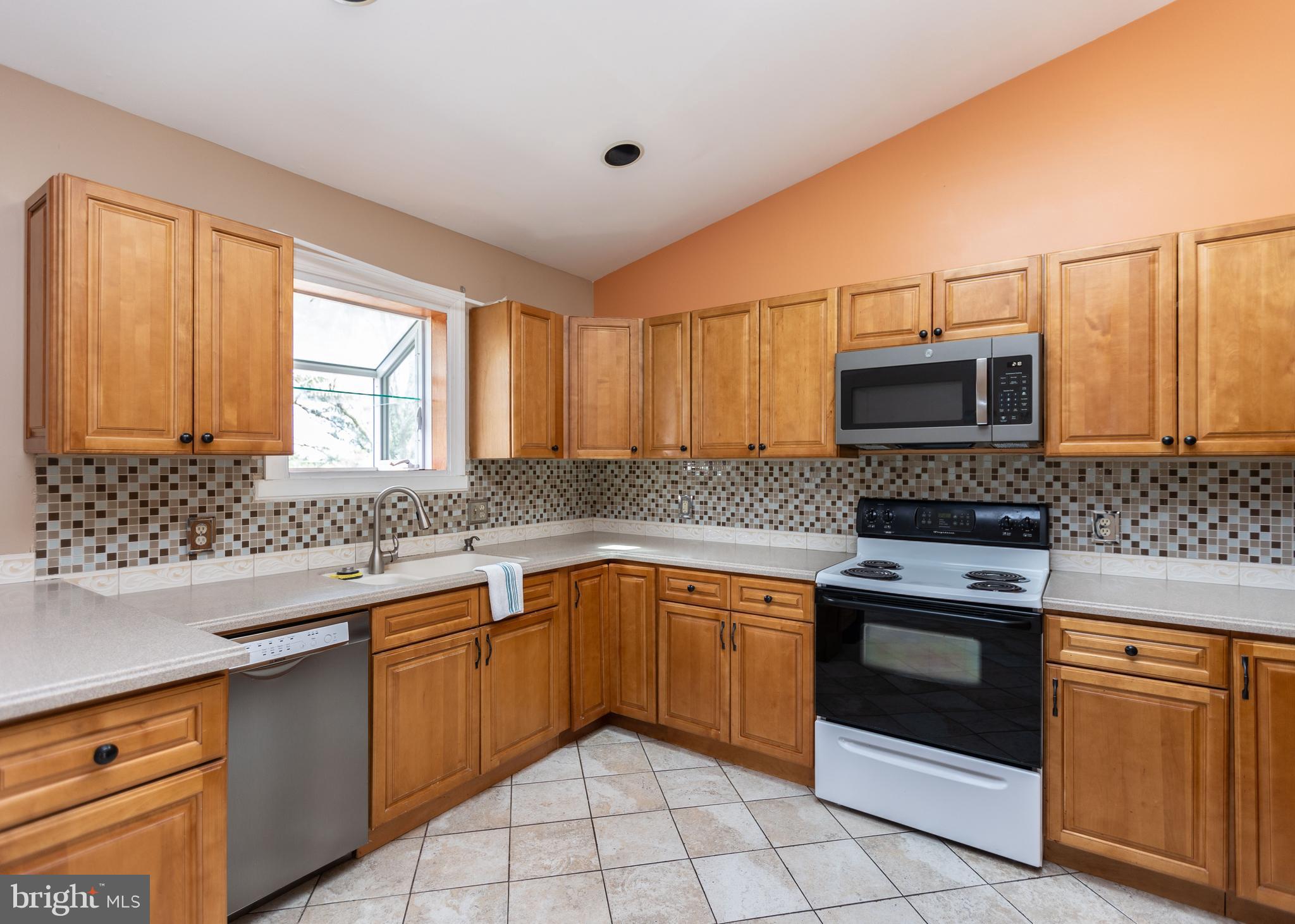 6218 Ethel Ave