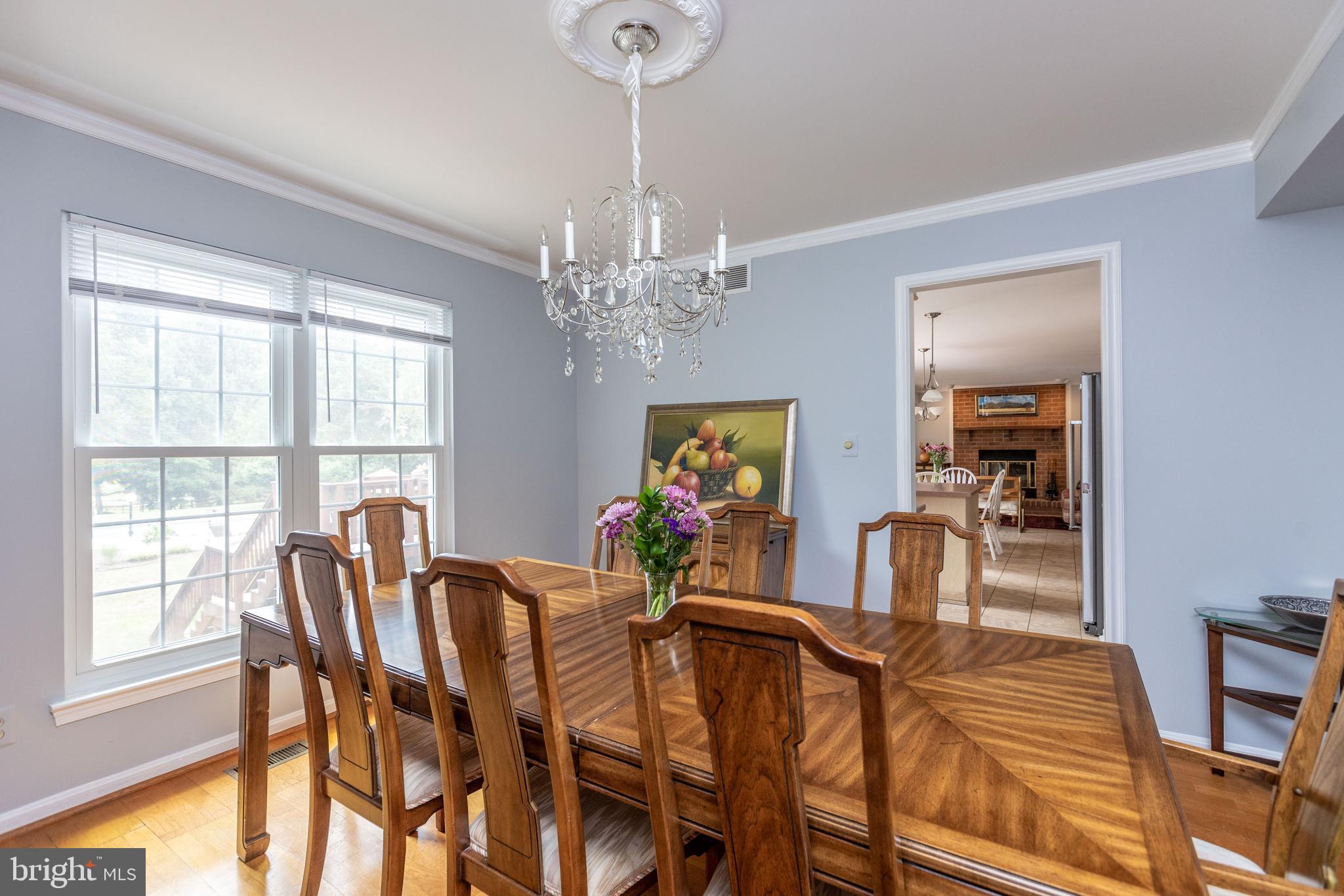 1209 Dulaney Woods Rd