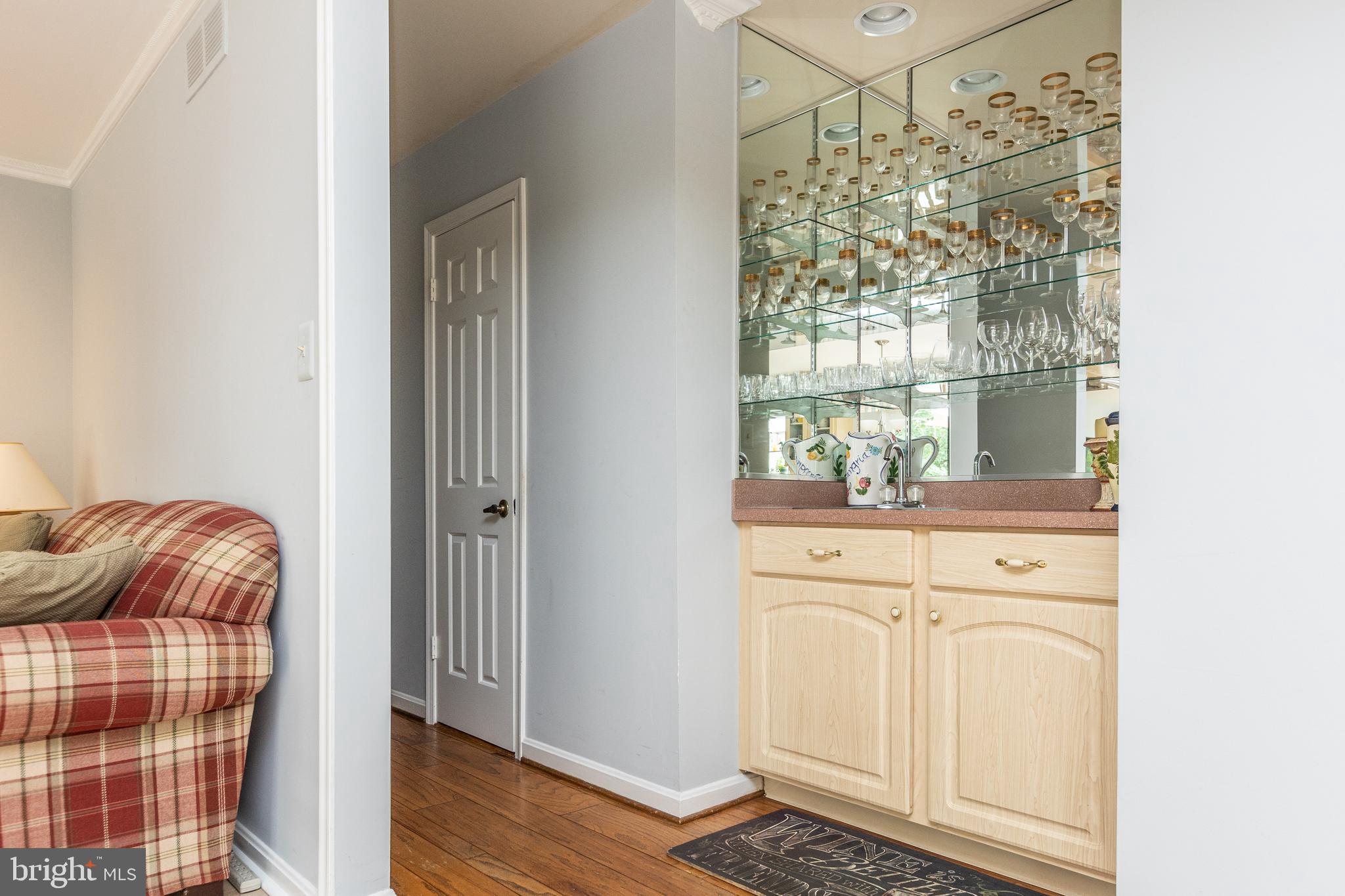 1209 Dulaney Woods Rd