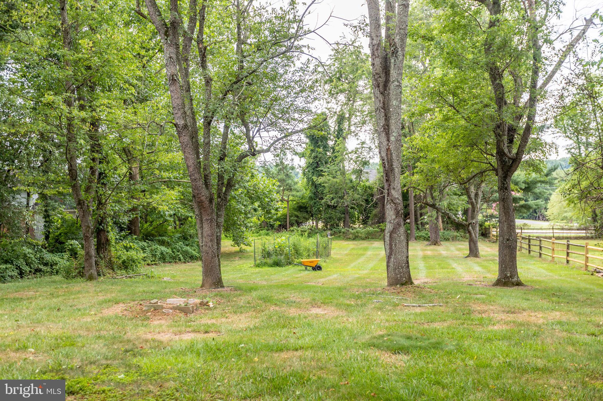 1209 Dulaney Woods Rd