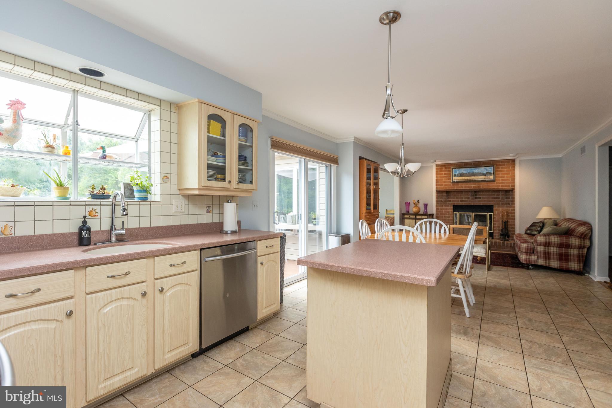 1209 Dulaney Woods Rd