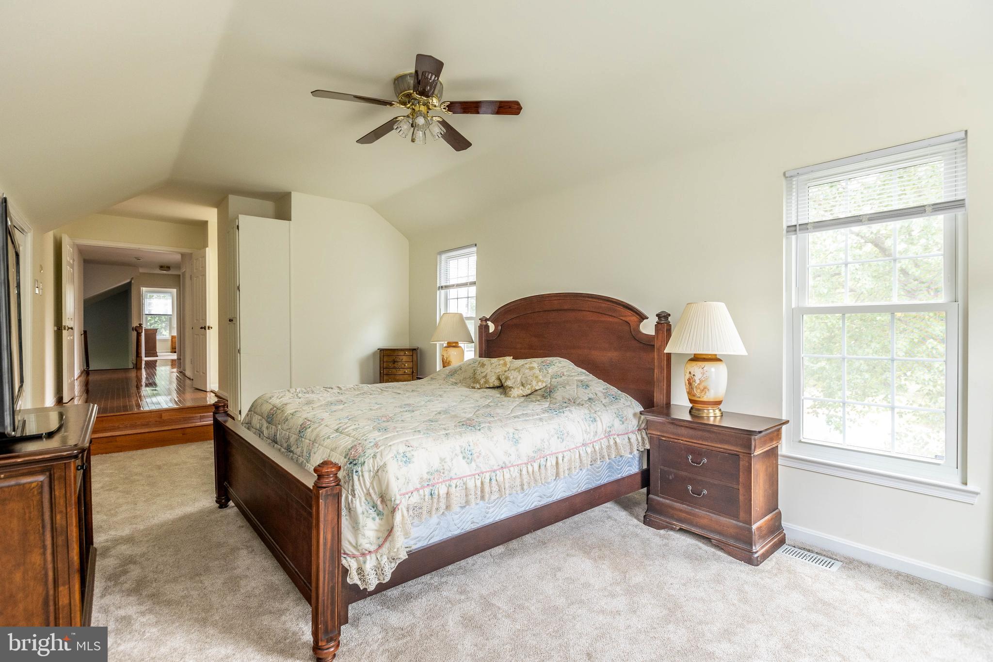 1209 Dulaney Woods Rd