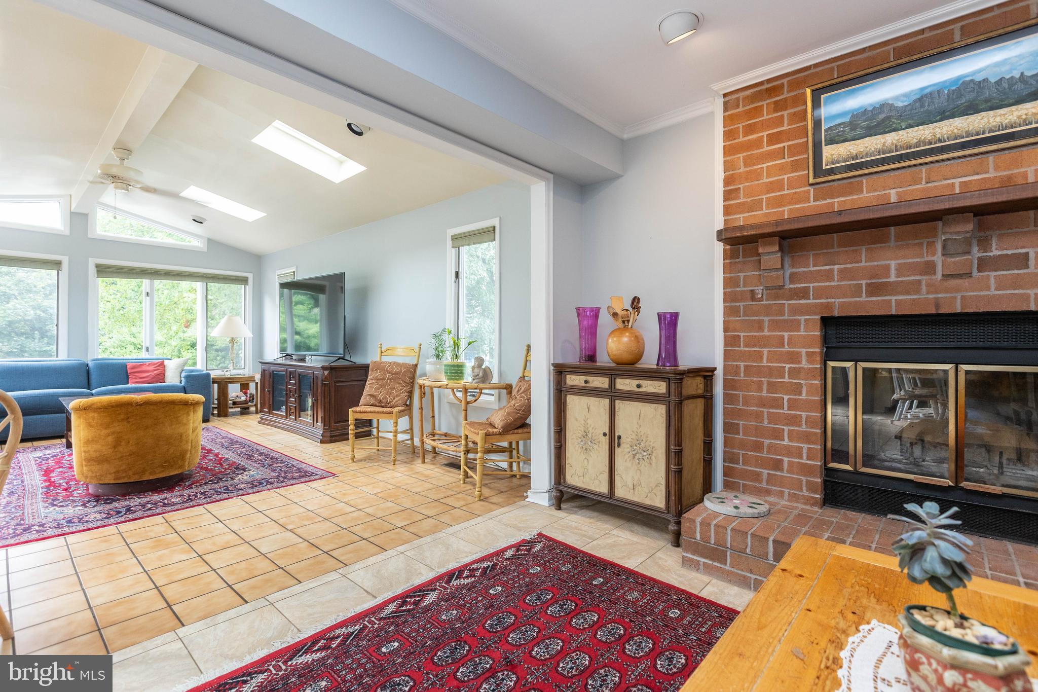 1209 Dulaney Woods Rd