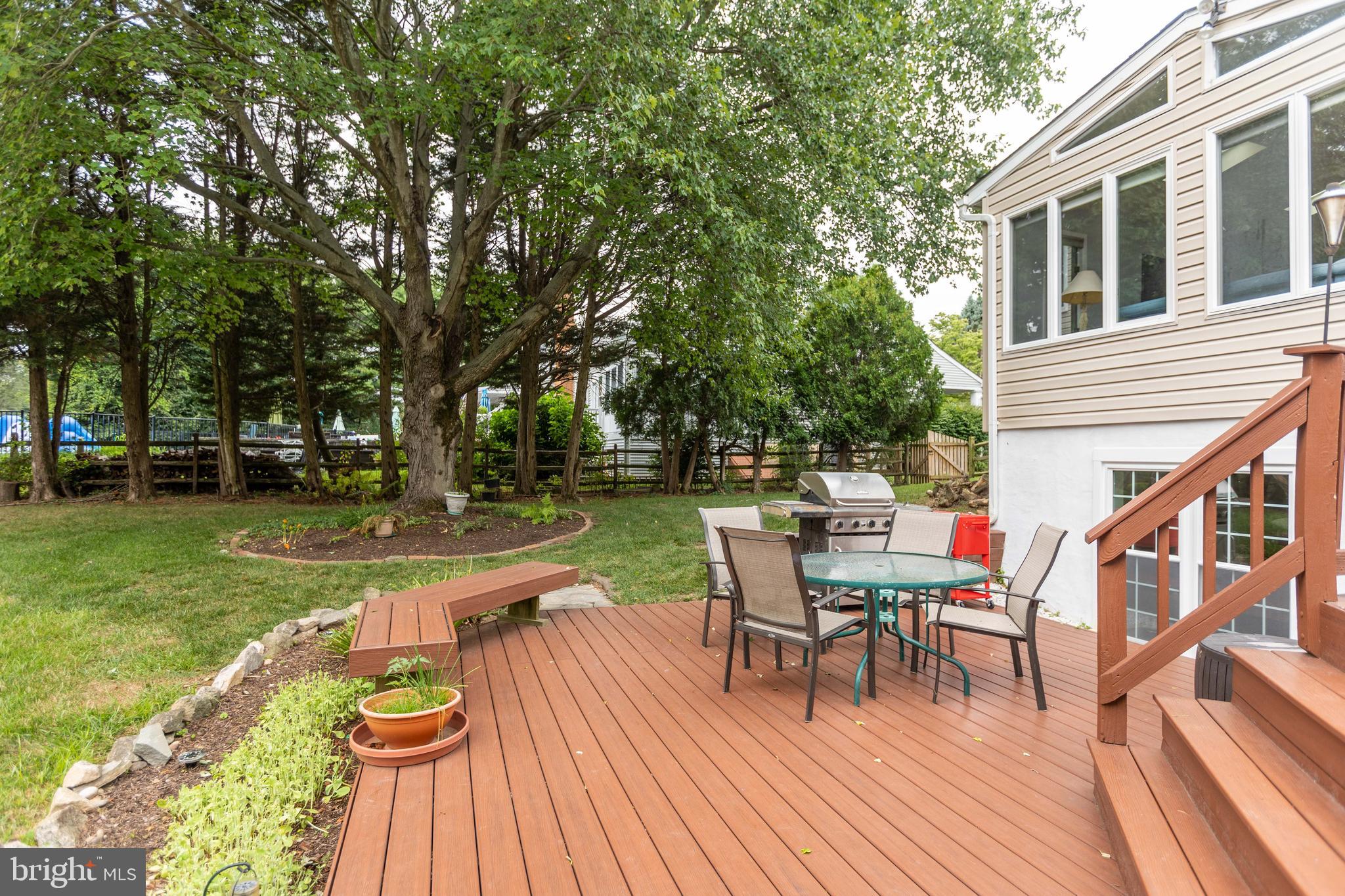 1209 Dulaney Woods Rd