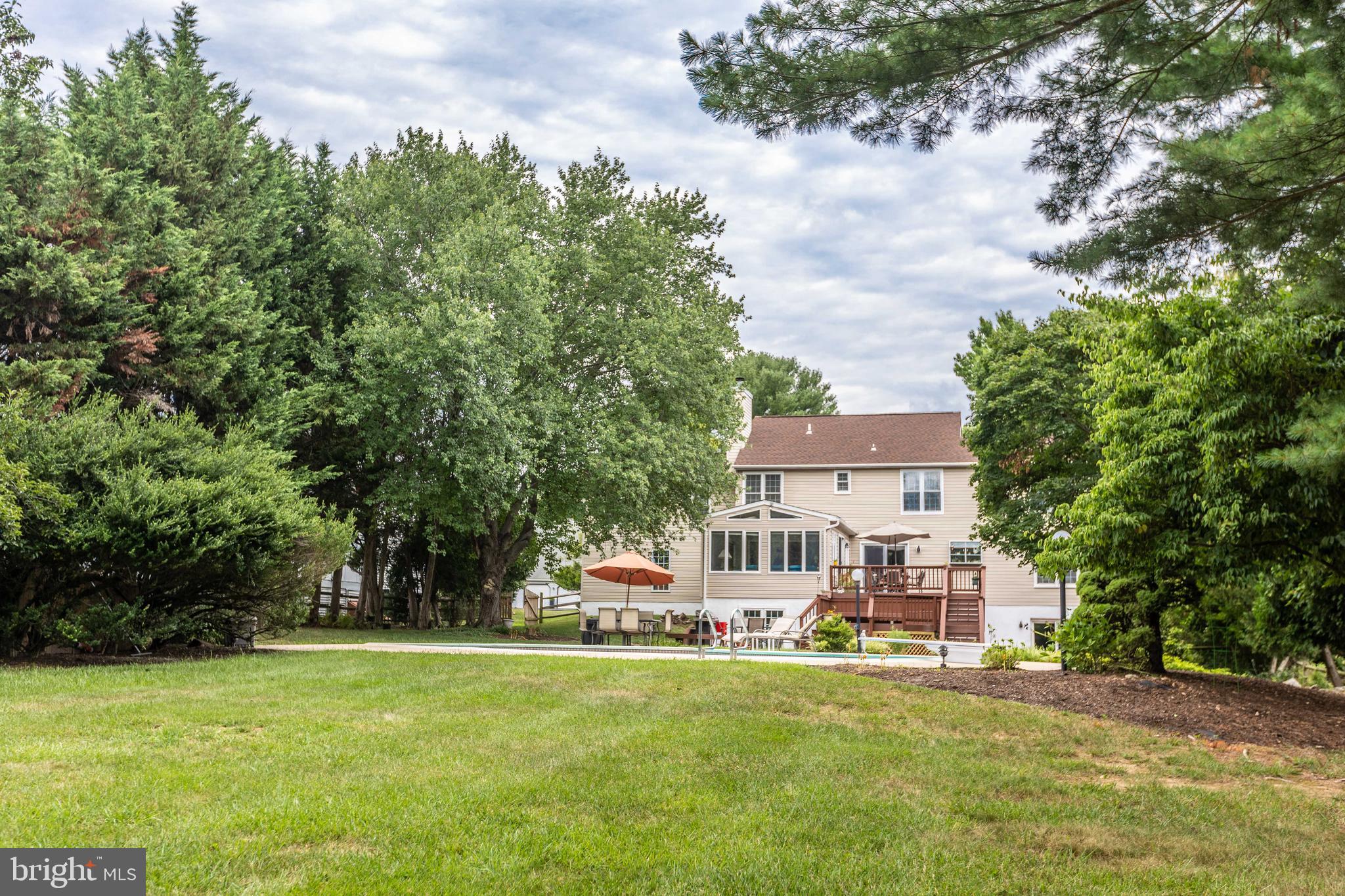 1209 Dulaney Woods Rd