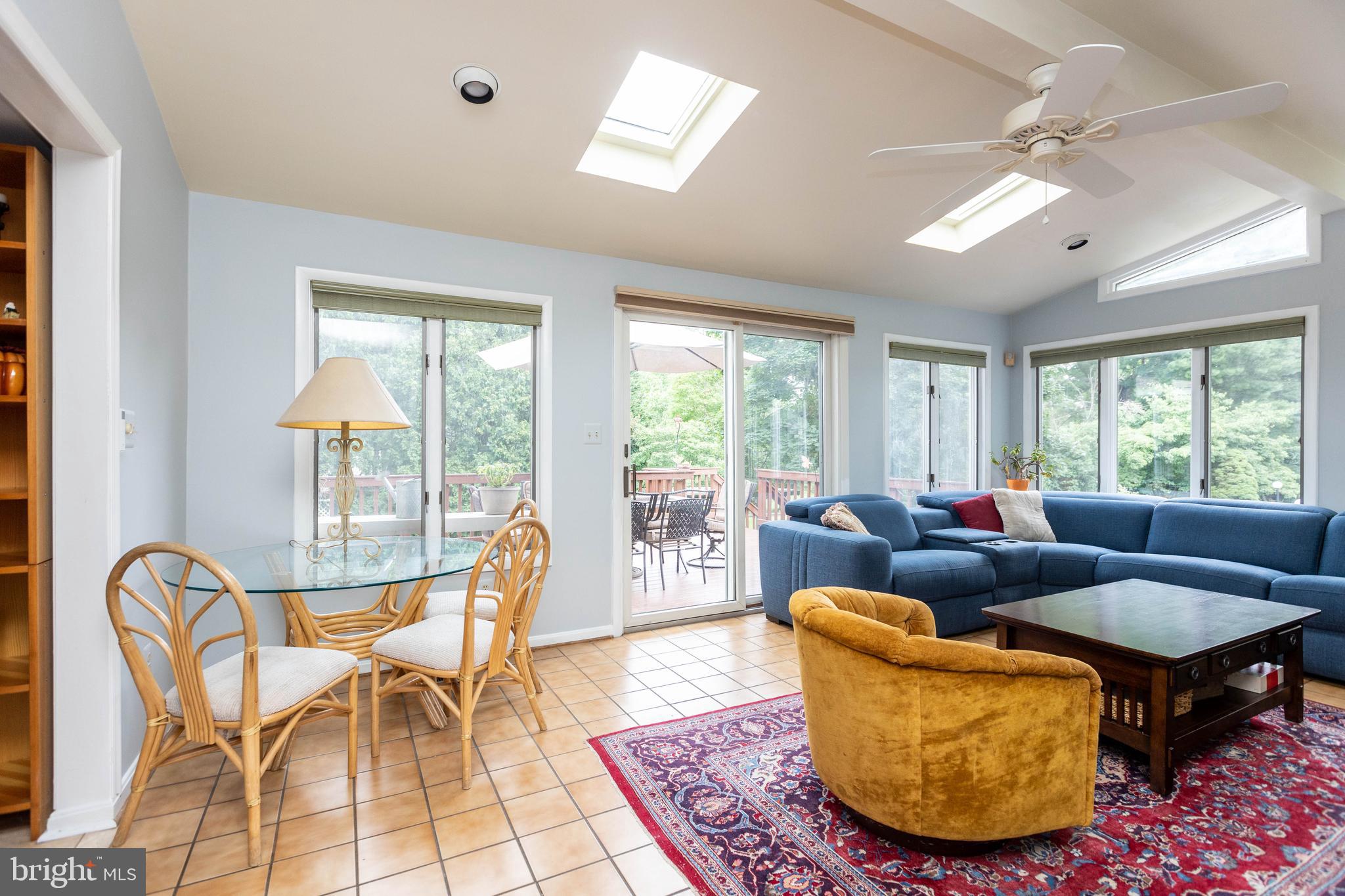 1209 Dulaney Woods Rd