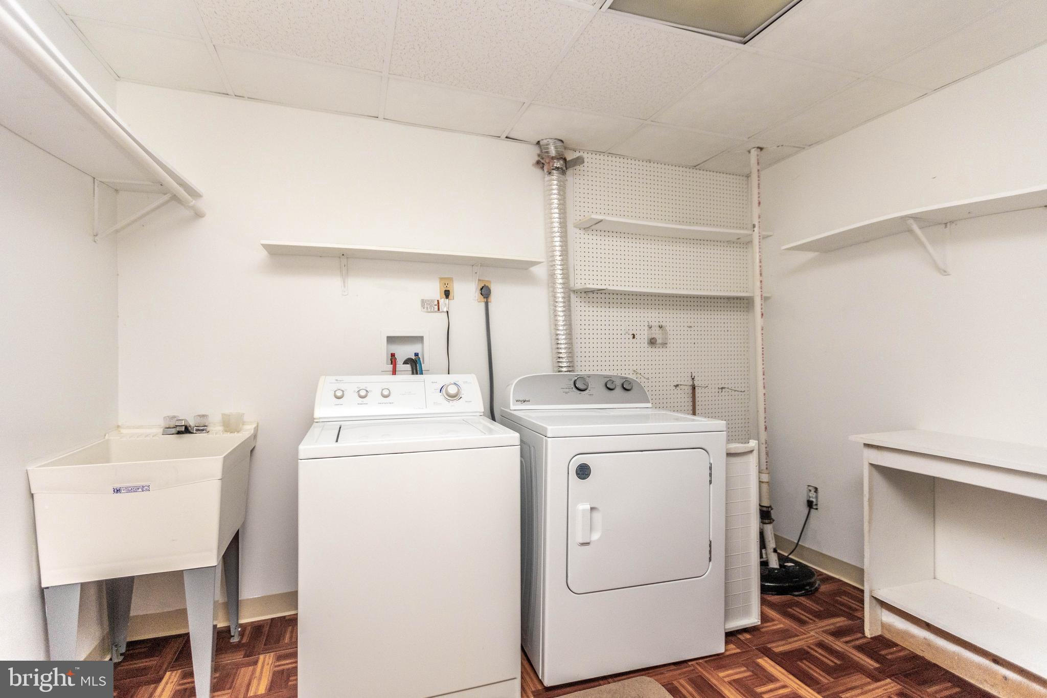 1209 Dulaney Woods Rd