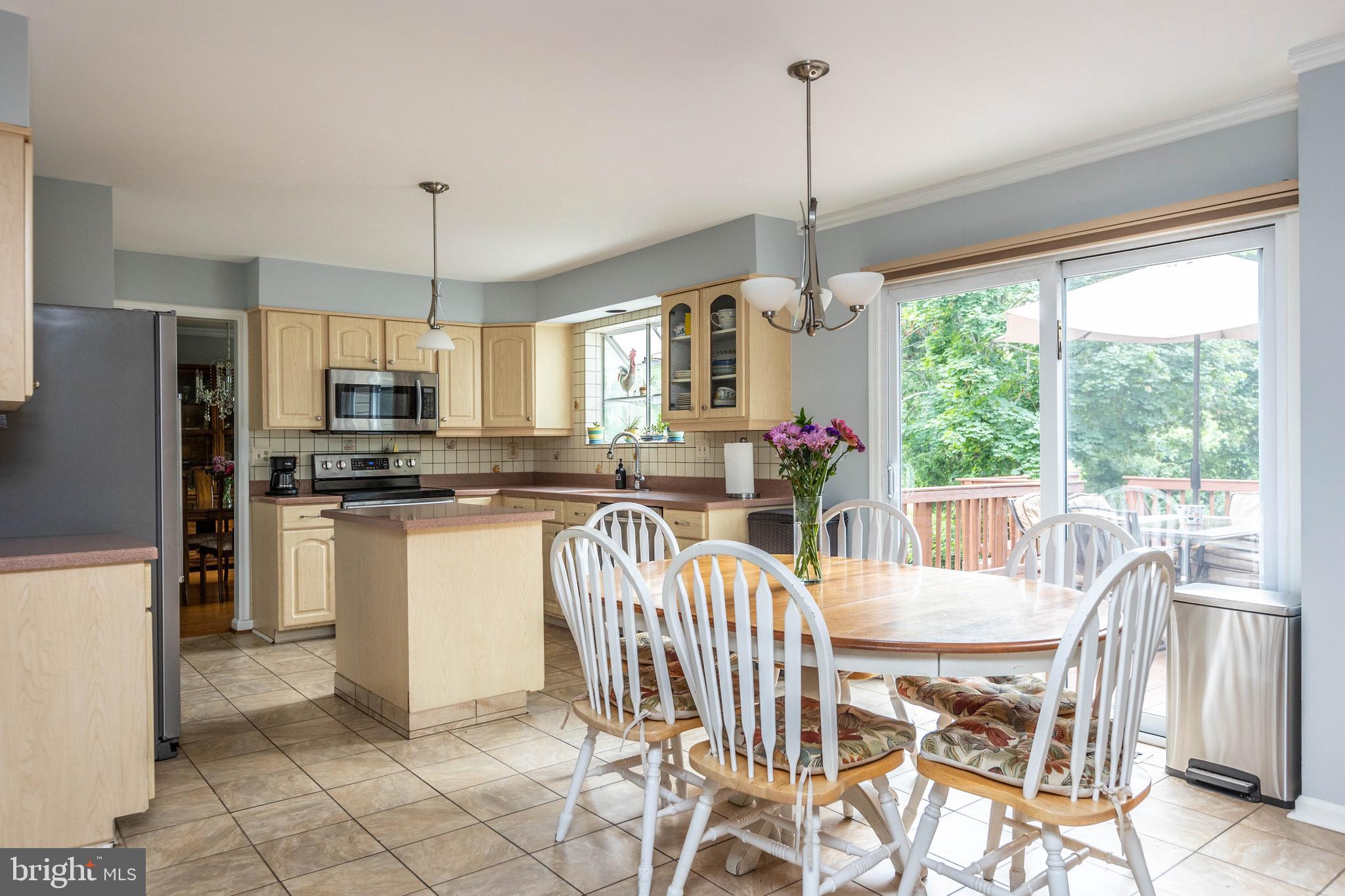 1209 Dulaney Woods Rd