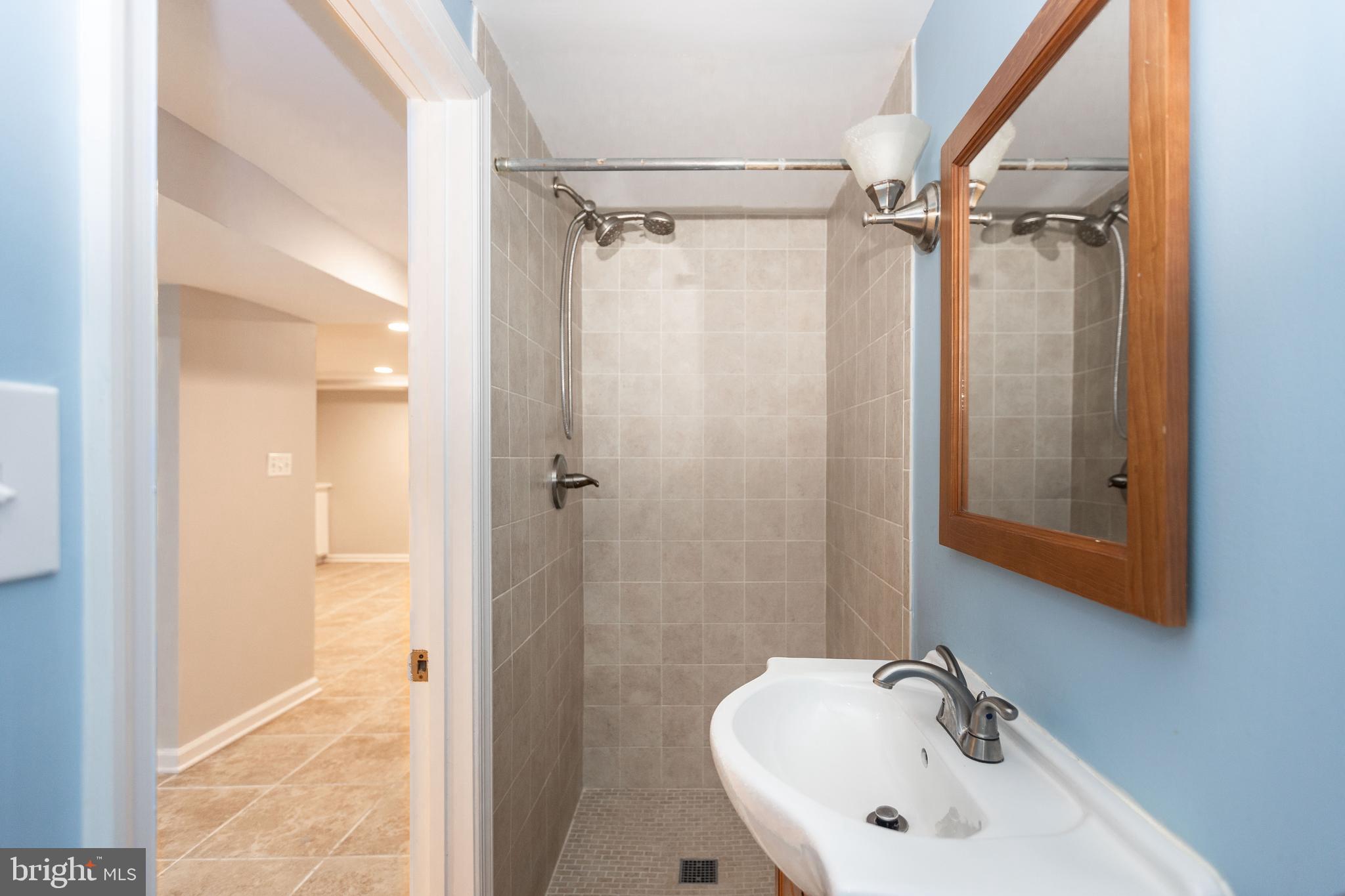 173 Dumbarton Rd