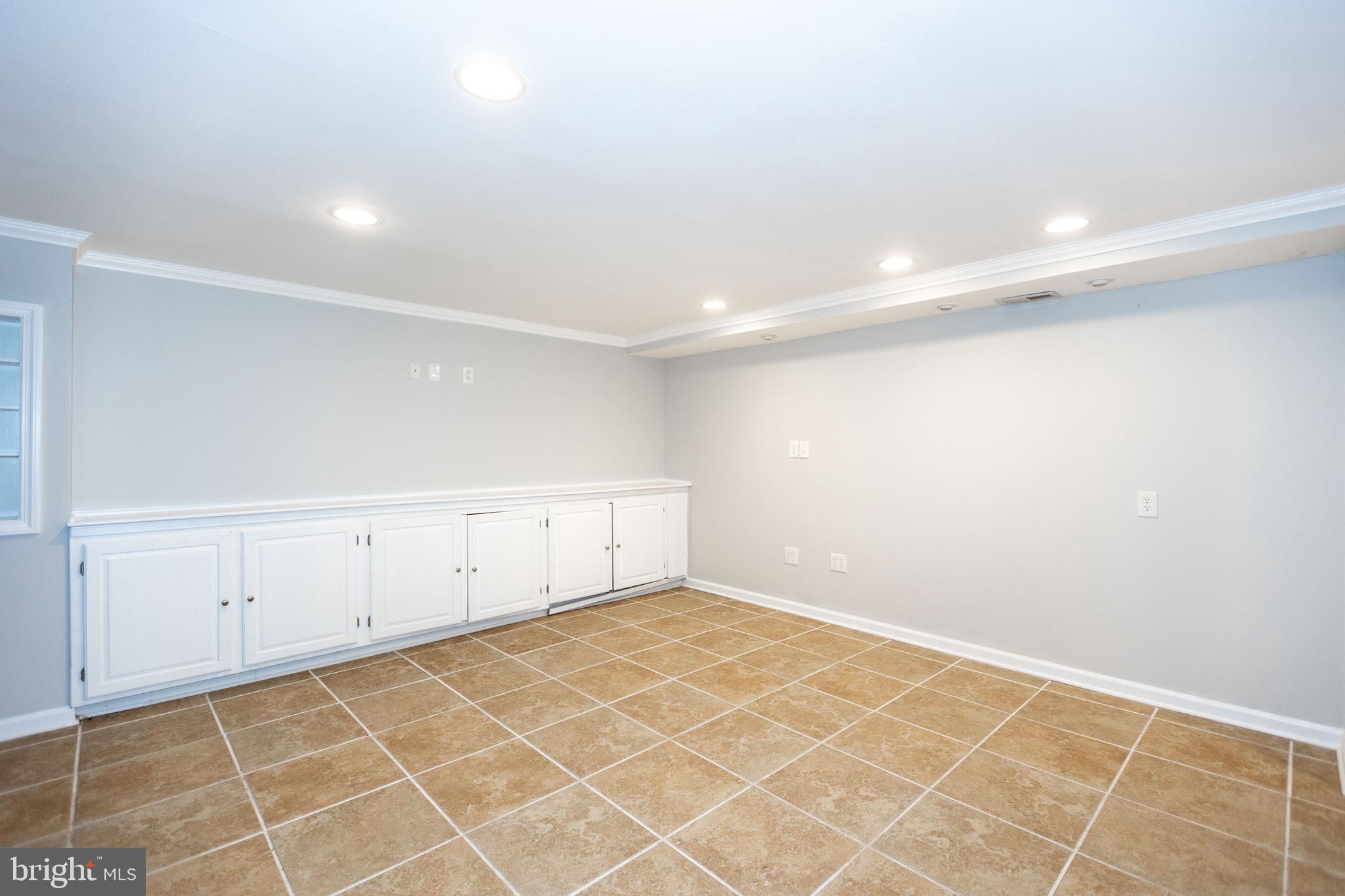 173 Dumbarton Rd