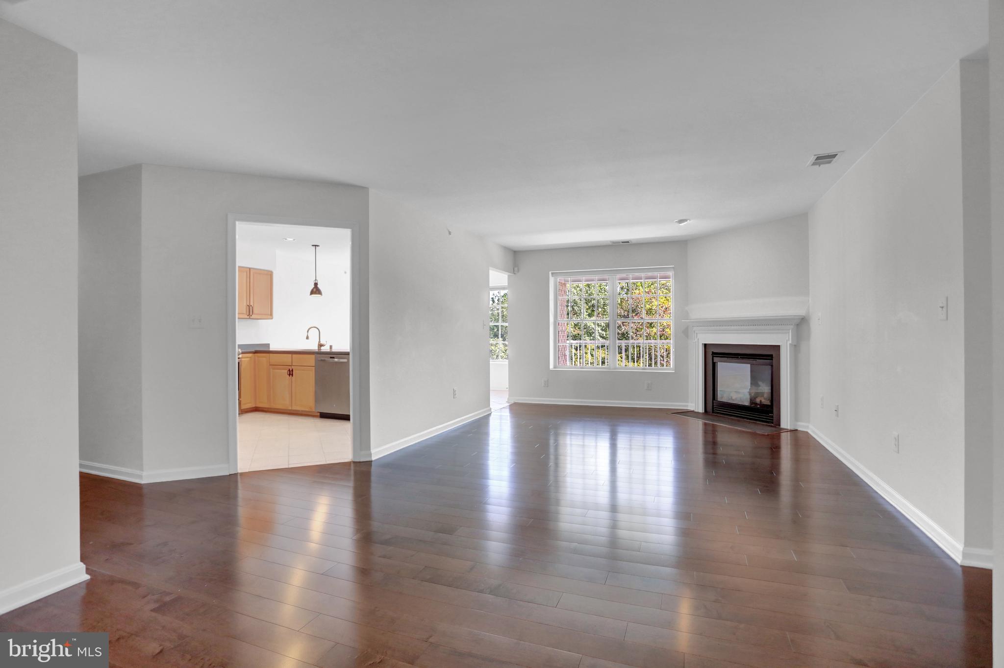 661 STRAFFAN DRIVE 401