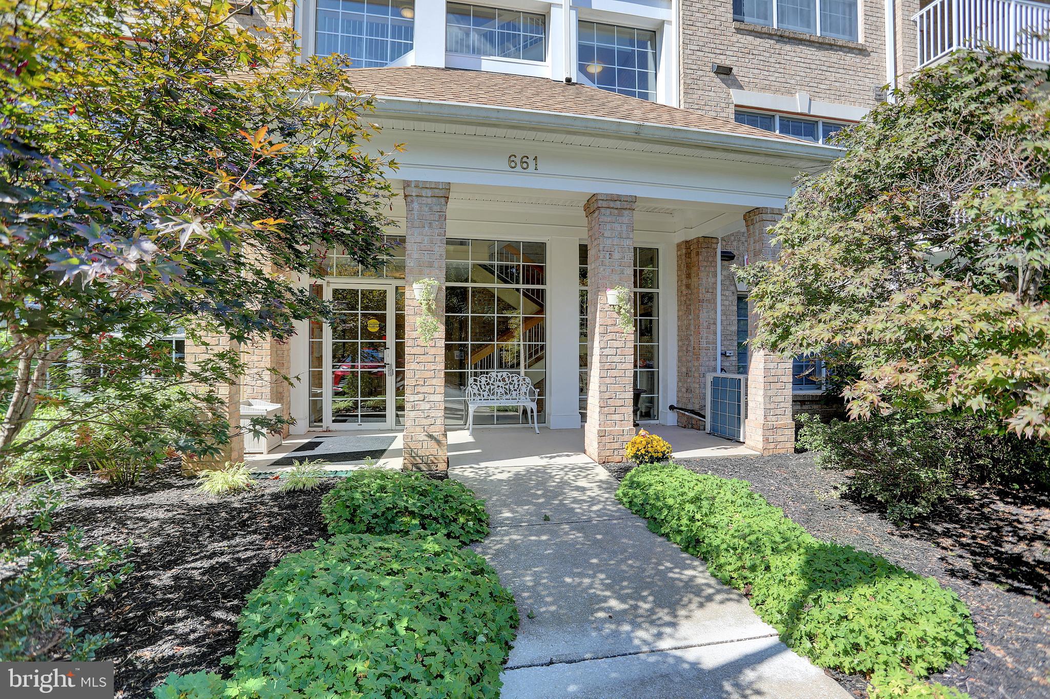 661 STRAFFAN DRIVE 401