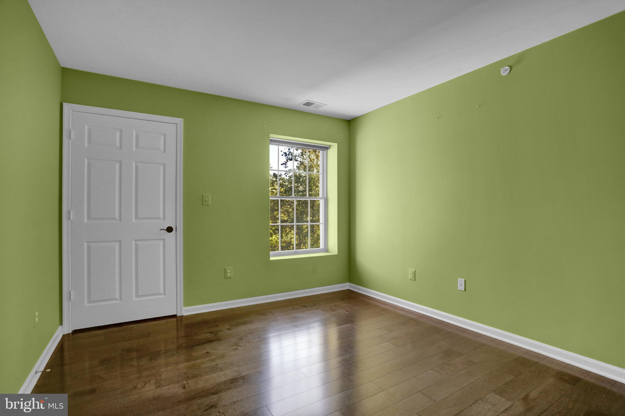 661 STRAFFAN DRIVE 401