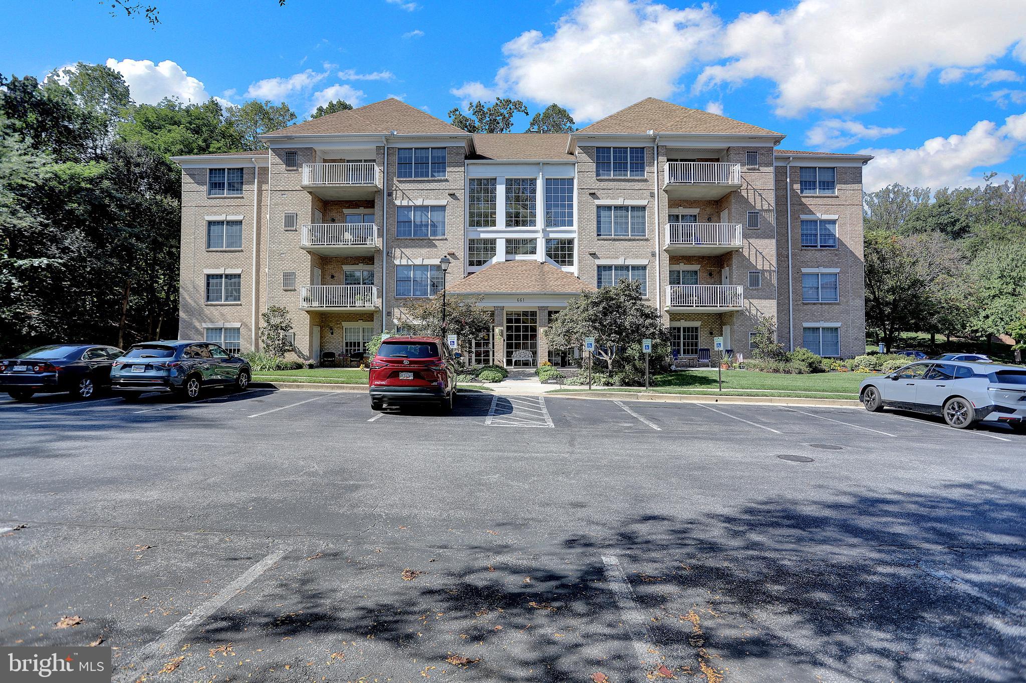 661 STRAFFAN DRIVE 401