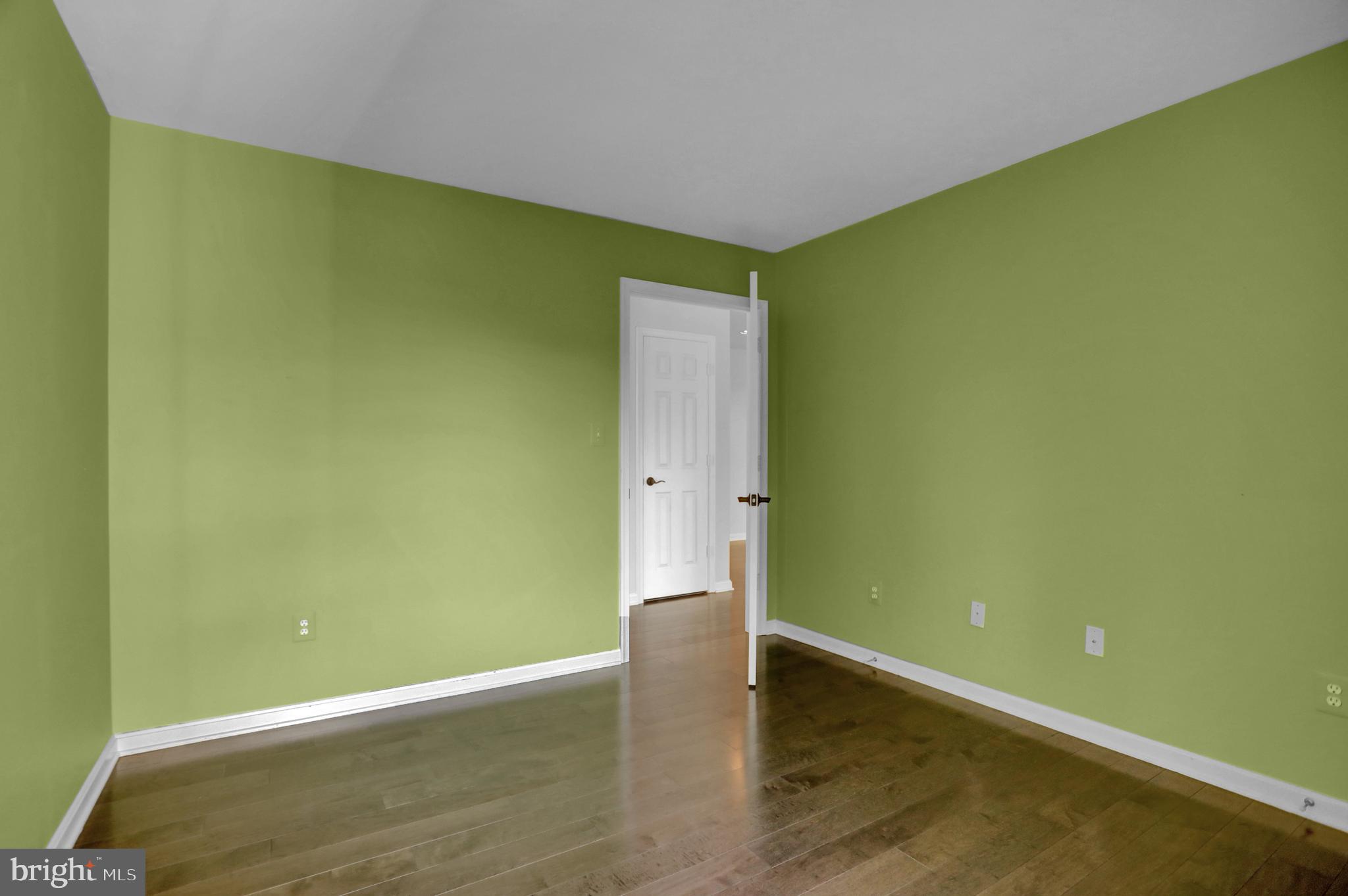 661 STRAFFAN DRIVE 401