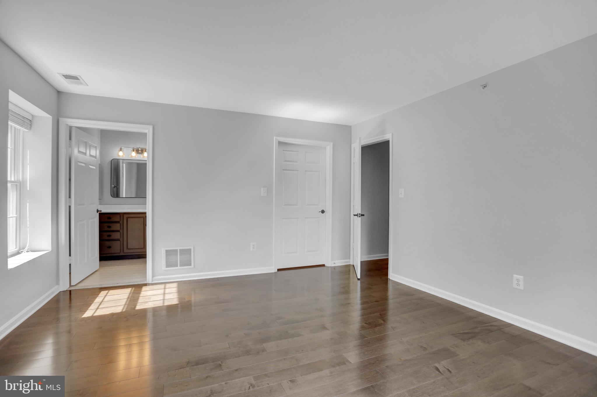 661 STRAFFAN DRIVE 401