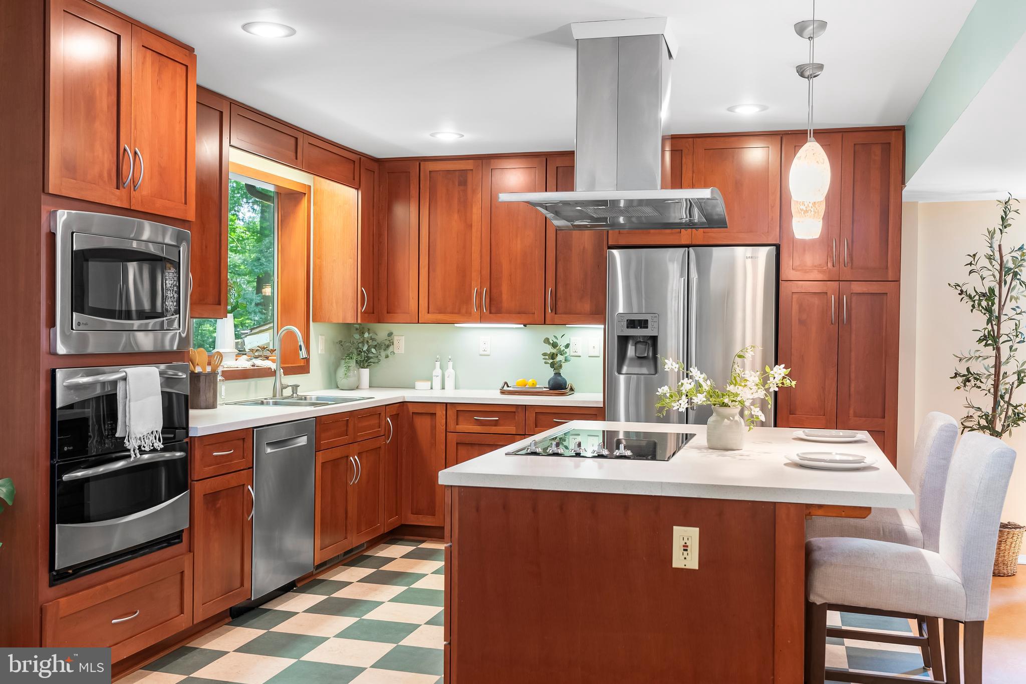 5305 Thunder Hill Rd