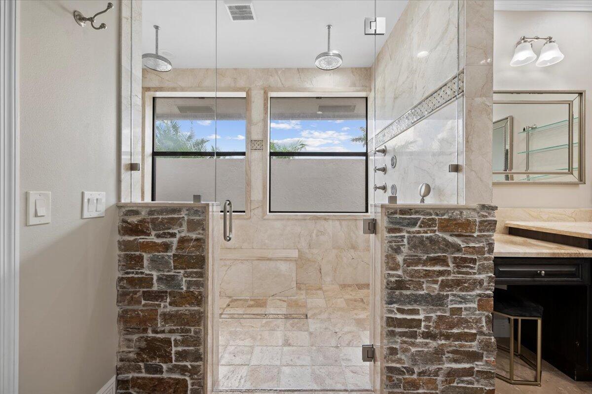 2287 Sunderland Avenue