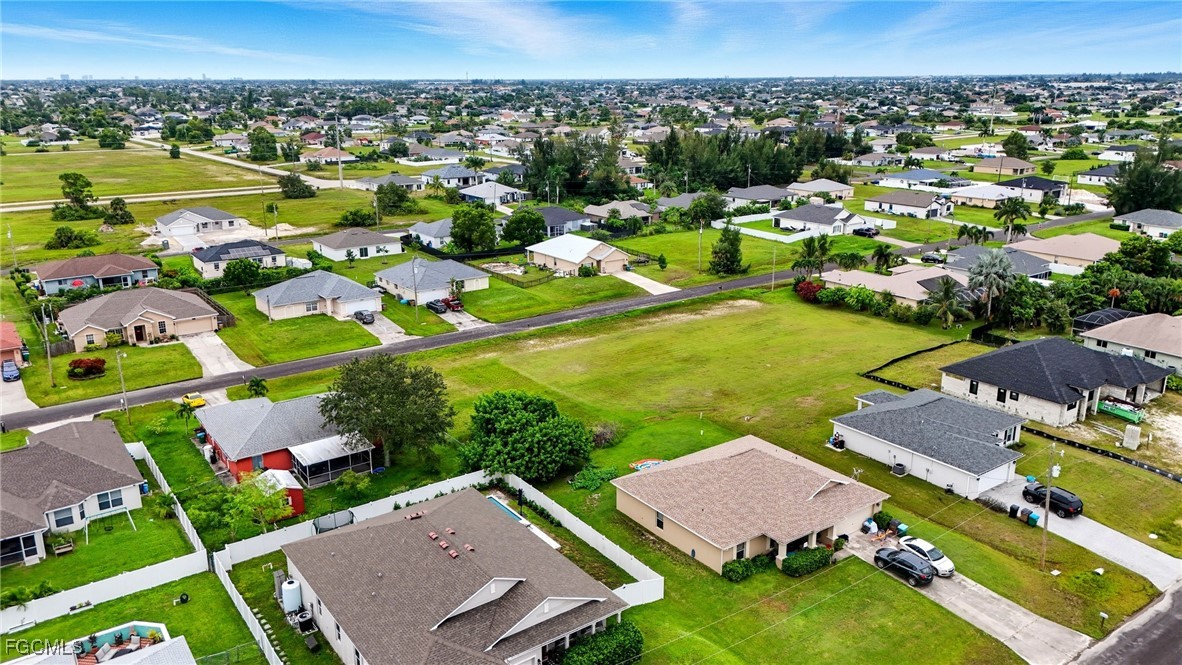 1216 NW 25th AVE
