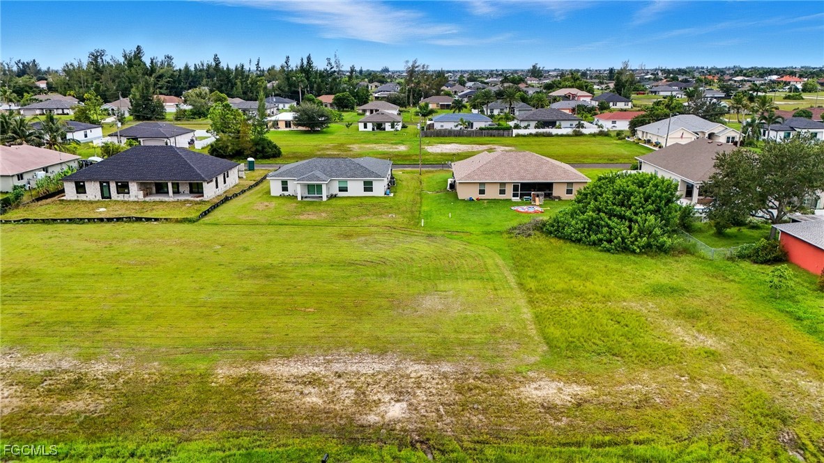 1216 NW 25th AVE