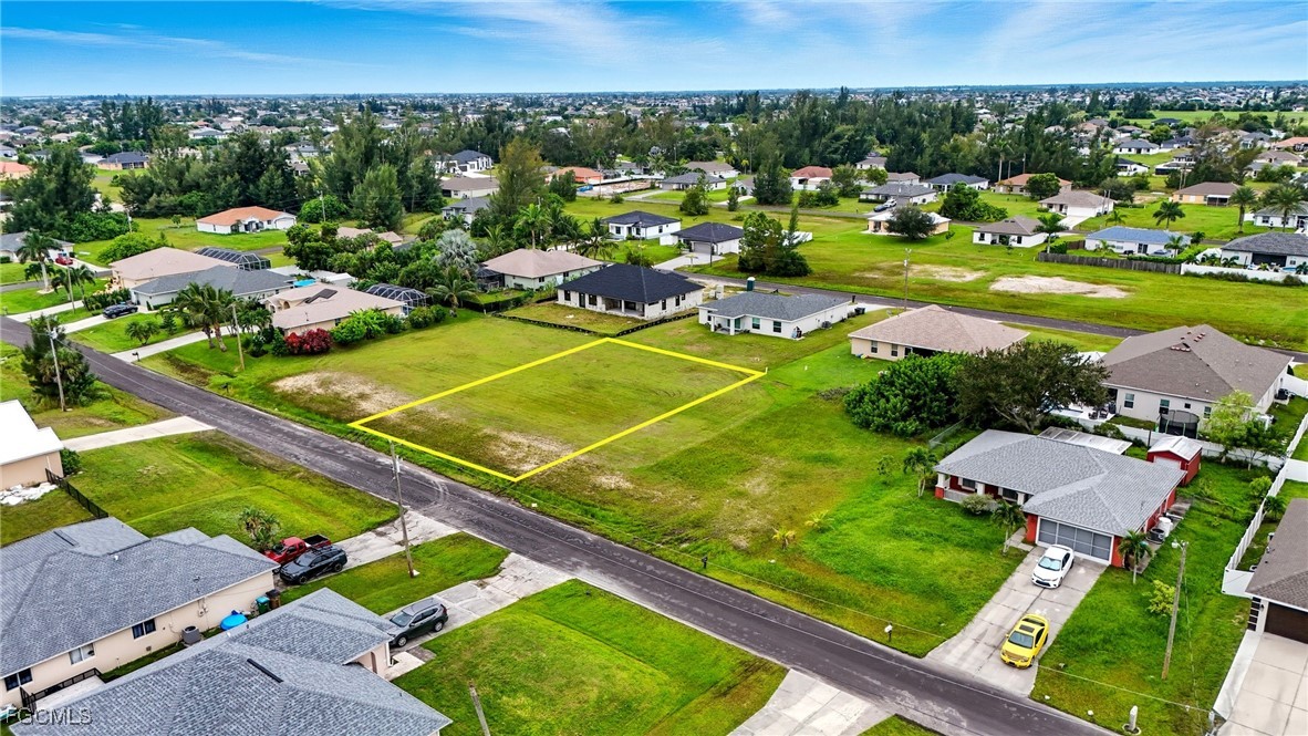 1216 NW 25th AVE