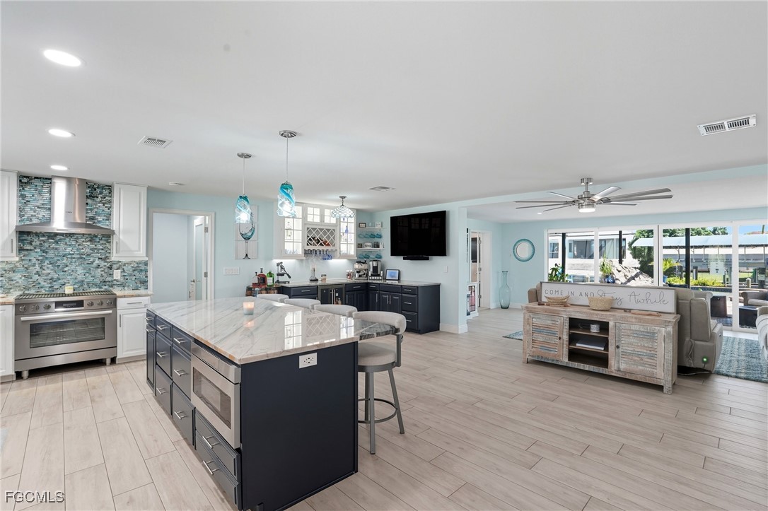 5257 Stratford CT