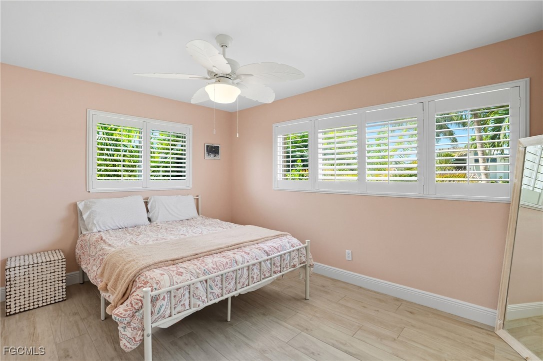5257 Stratford CT