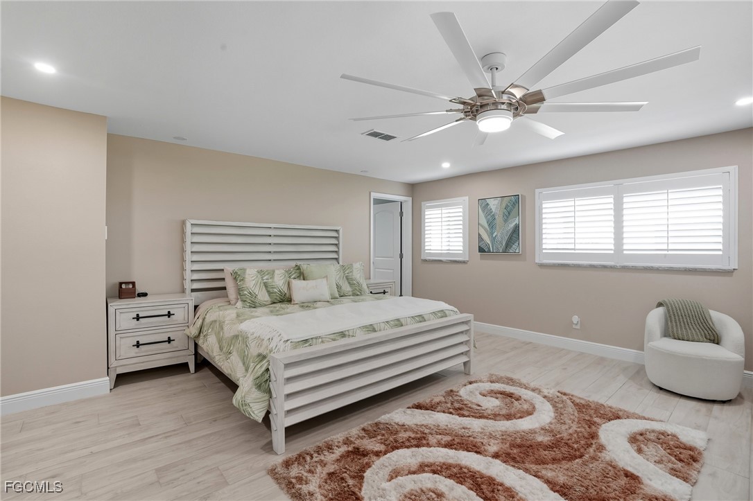 5257 Stratford CT