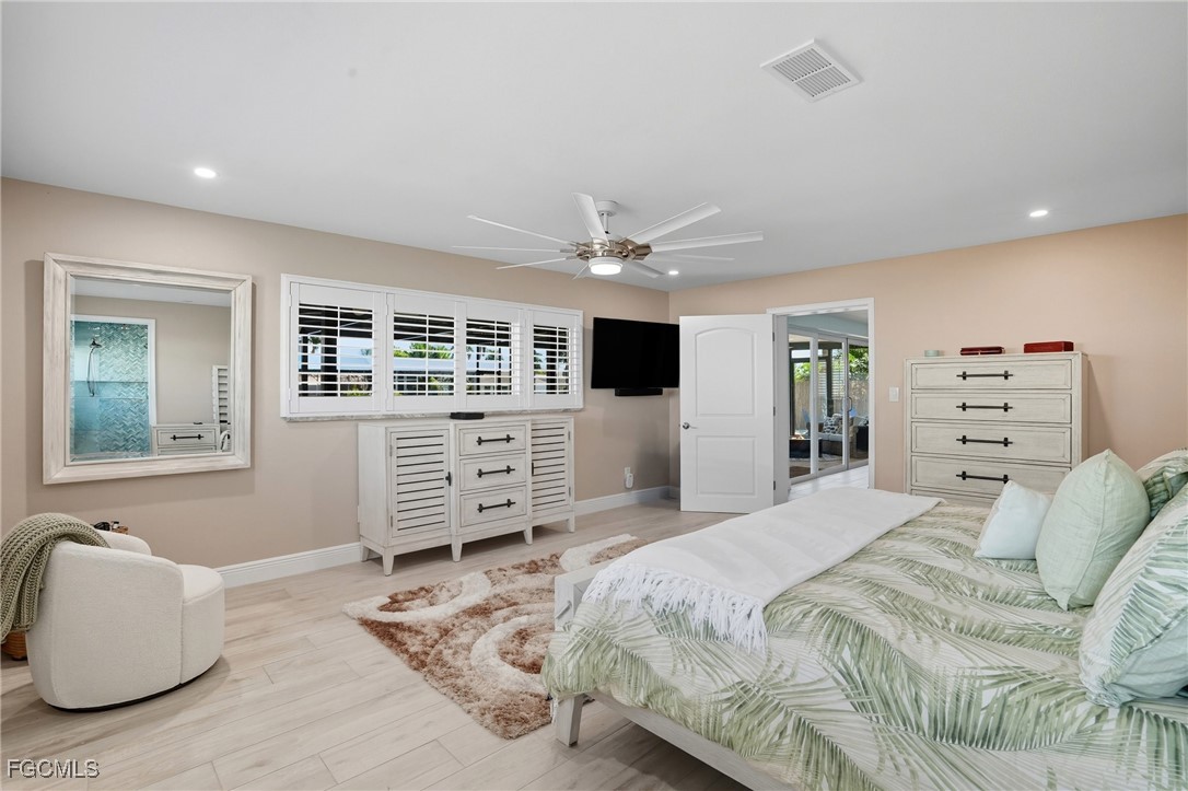 5257 Stratford CT