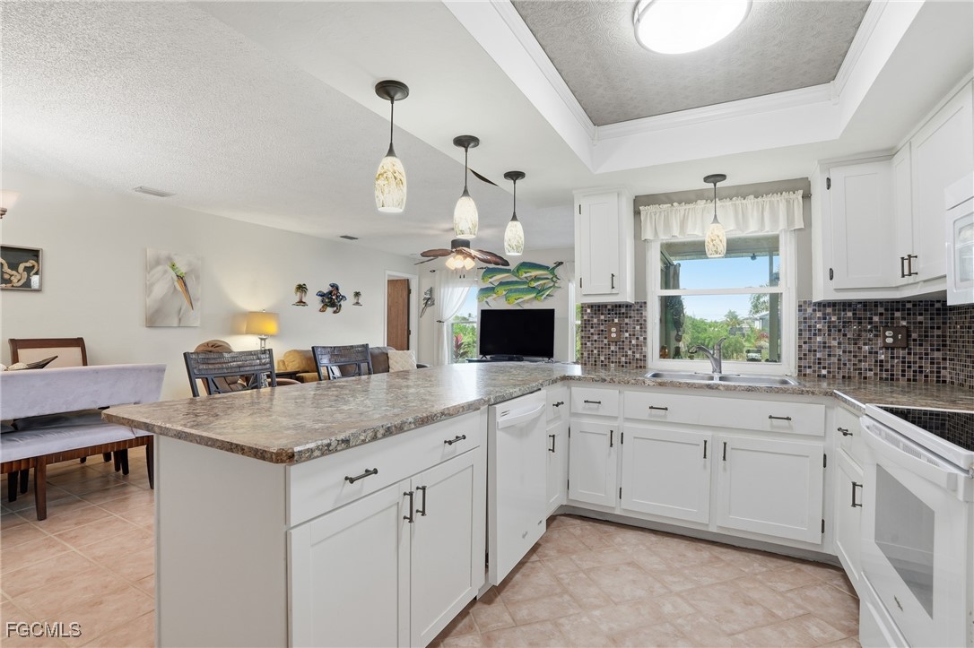 1411 NE 19th TER