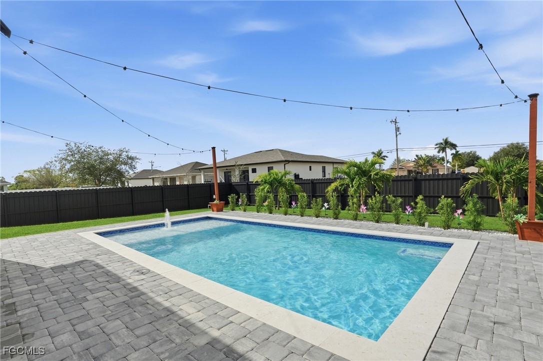 1720 NW 15th PL
