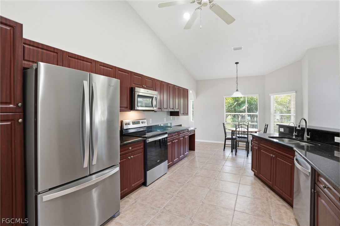 4222 NW 22nd ST
