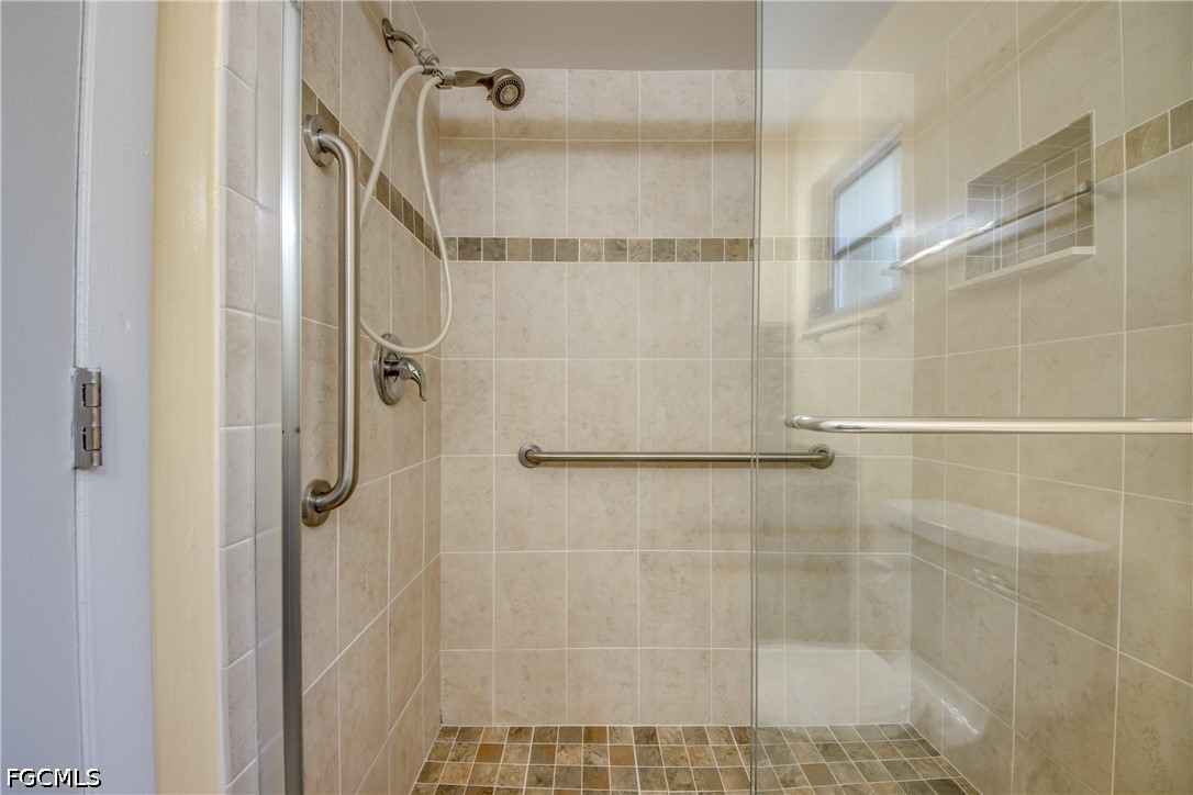 1419 SE 39th TER