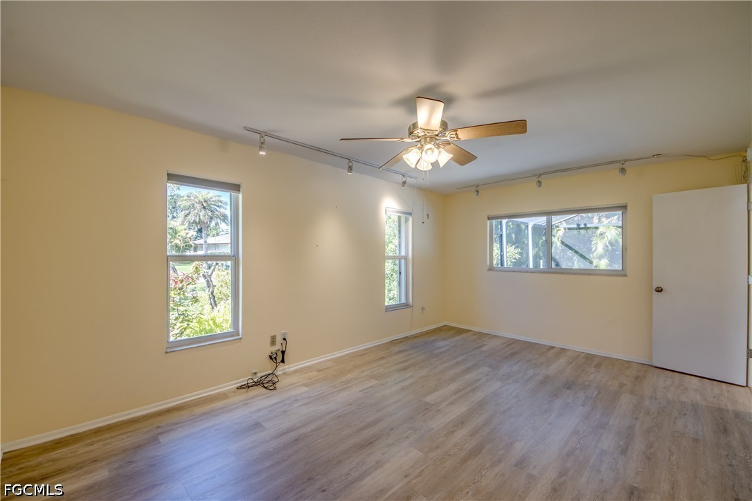 1419 SE 39th TER
