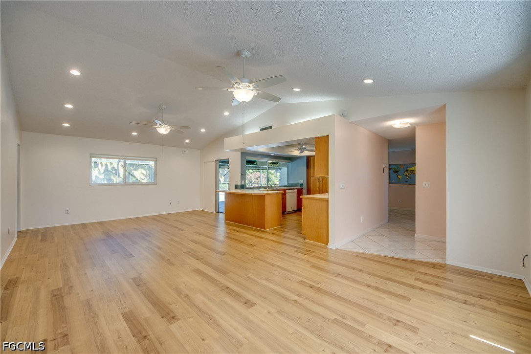 1419 SE 39th TER