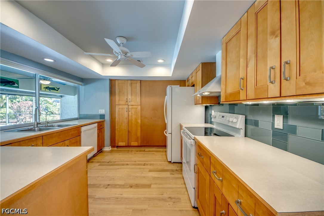 1419 SE 39th TER